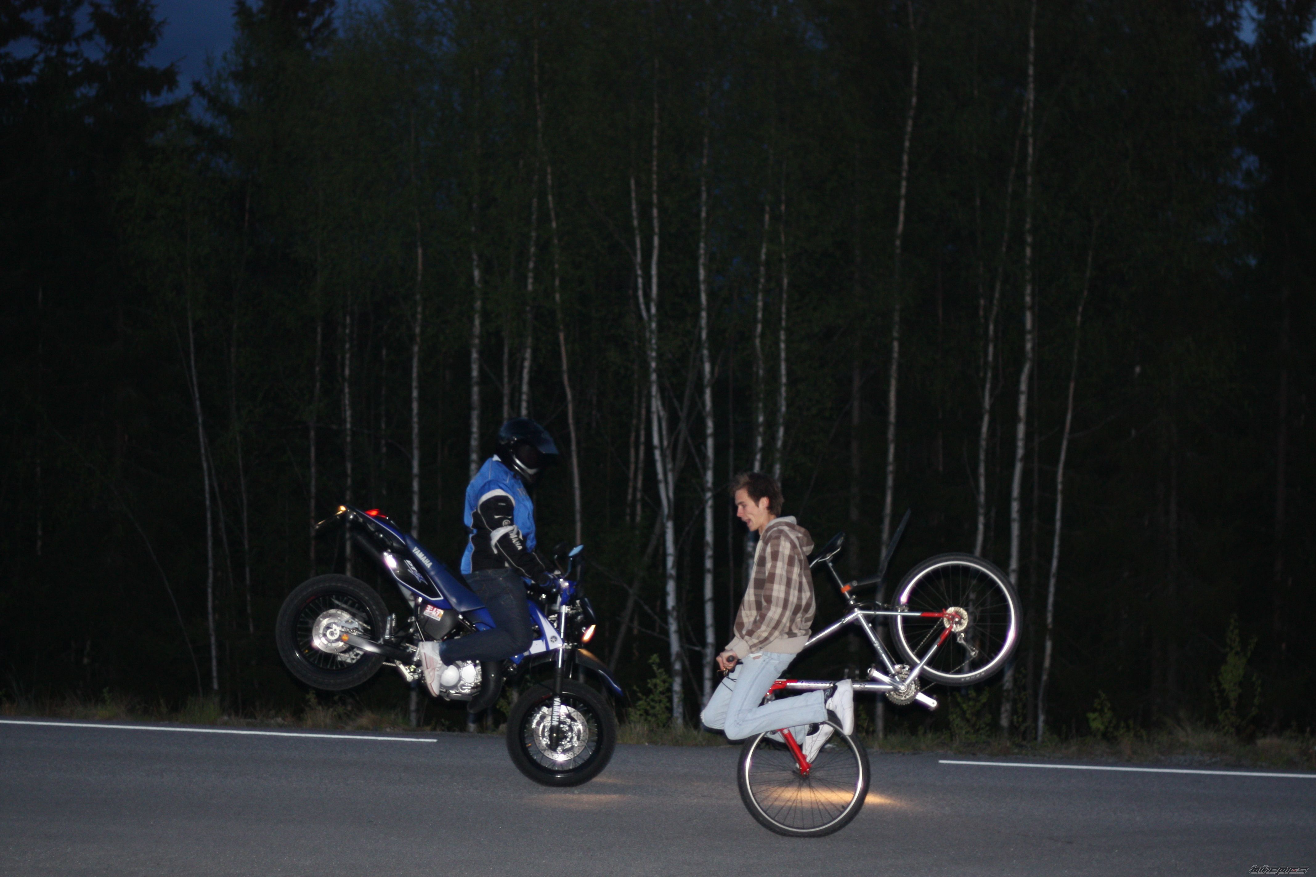 Bike Photo 1673103