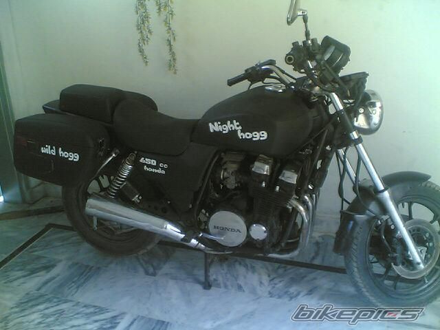 Photo 1673135