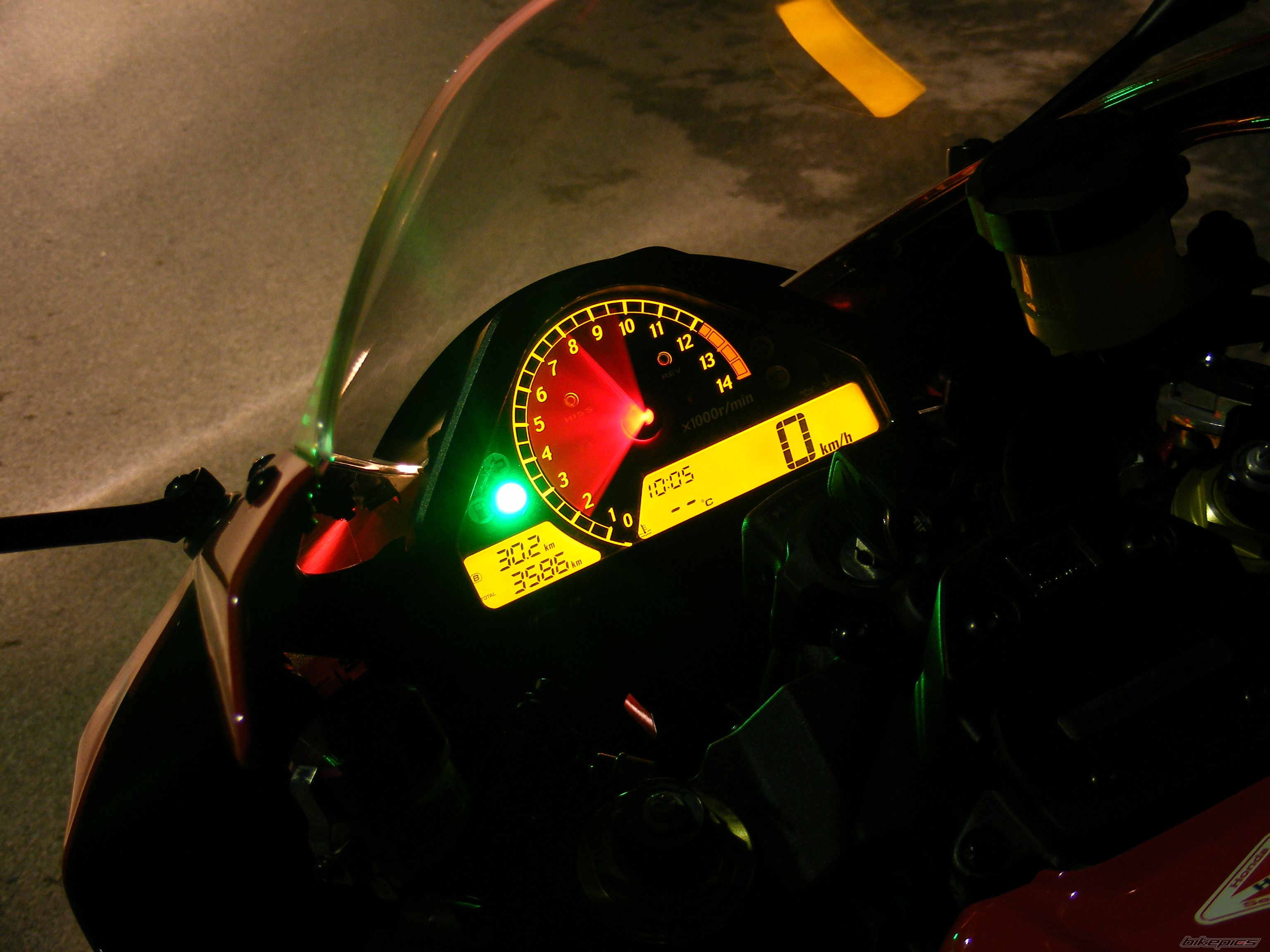 Photo 1673153