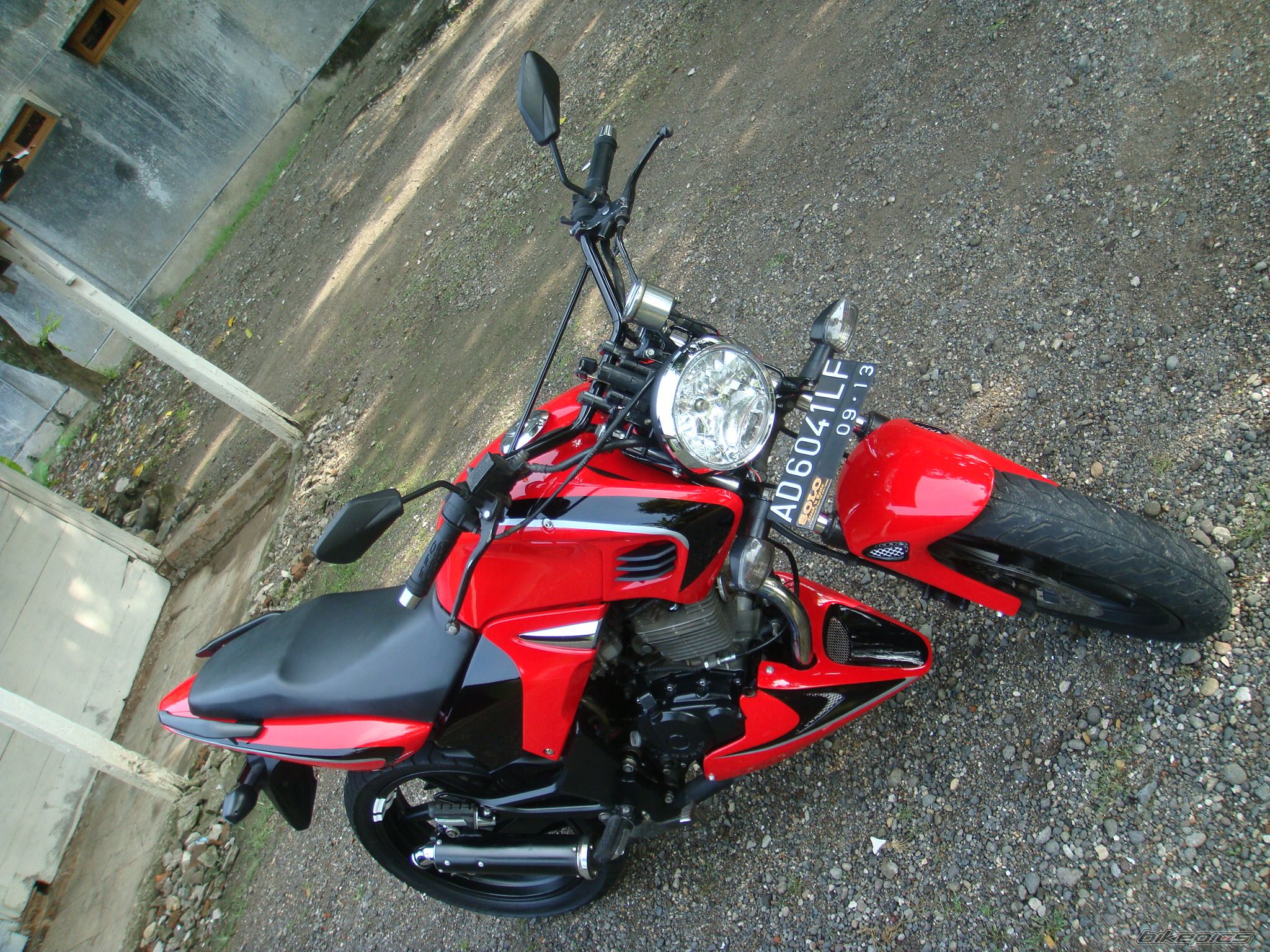 Photo 1673173