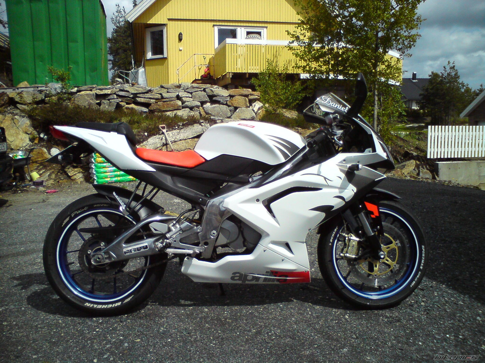 Photo 1673333