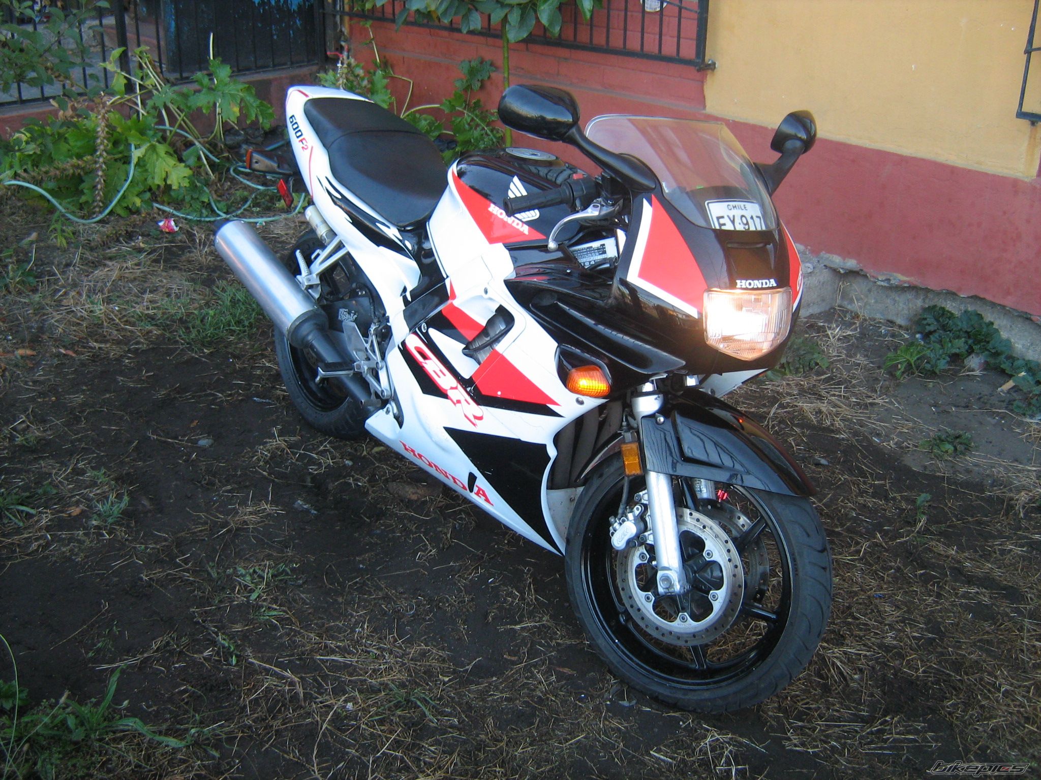 Photo 1673416