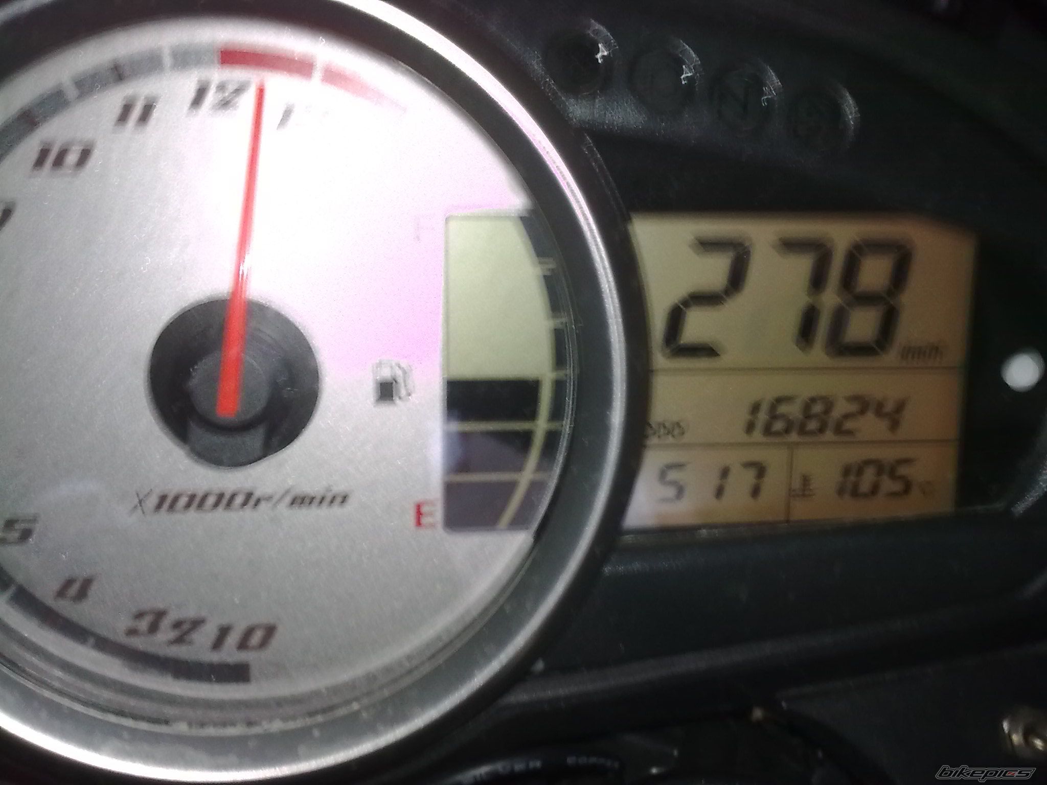 Photo 1673549