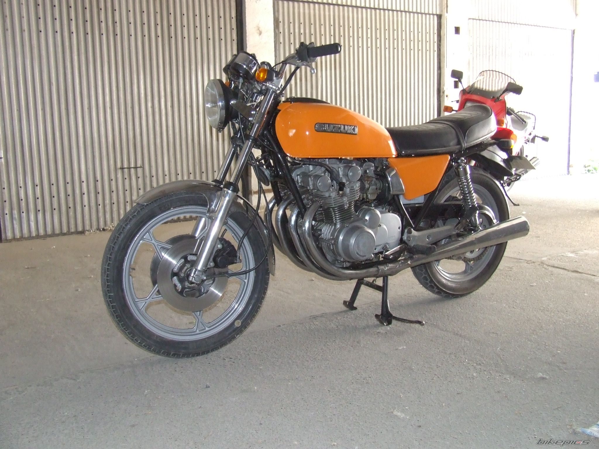 Photo 1673572