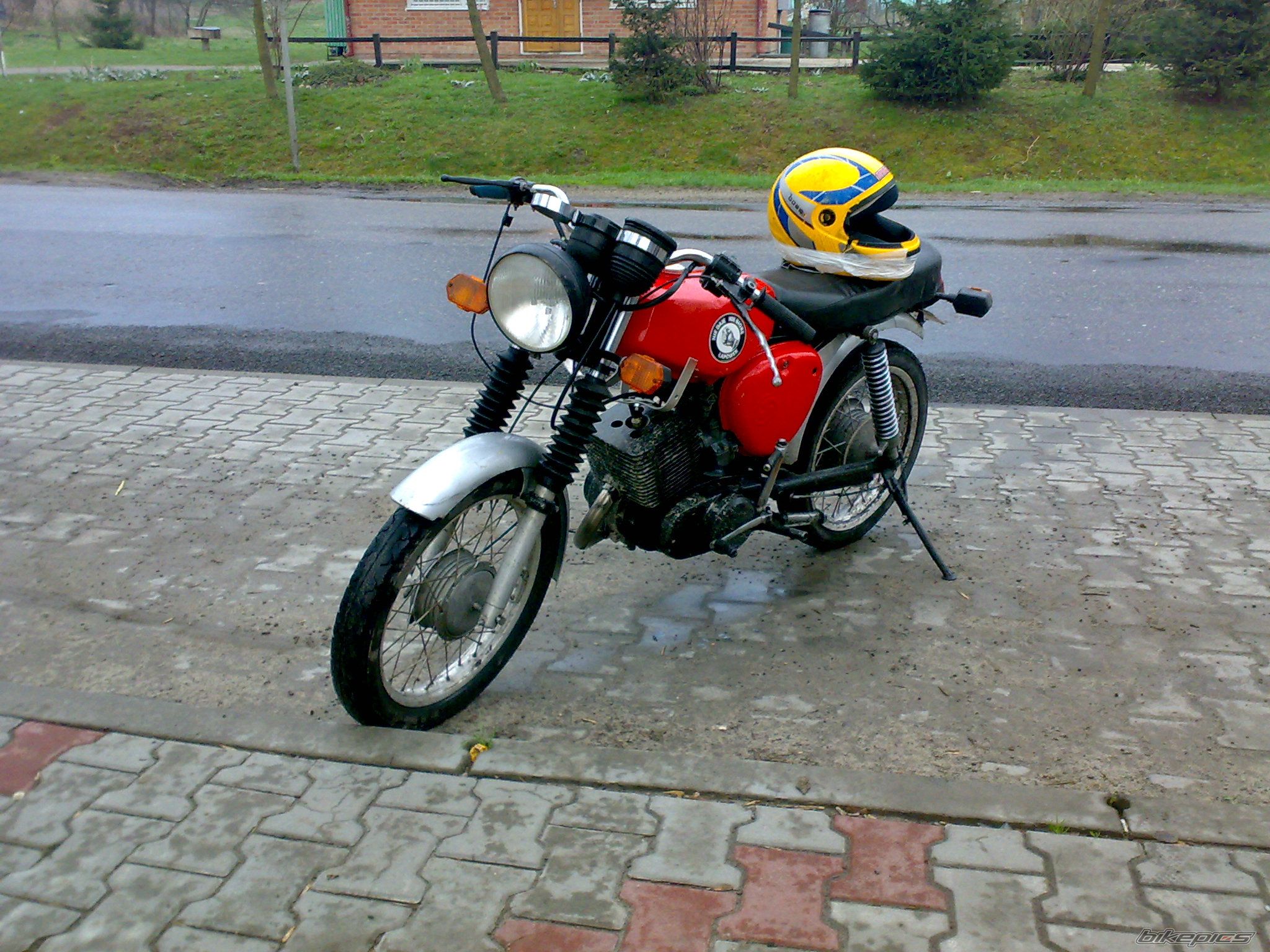 Bike Photo 1673595