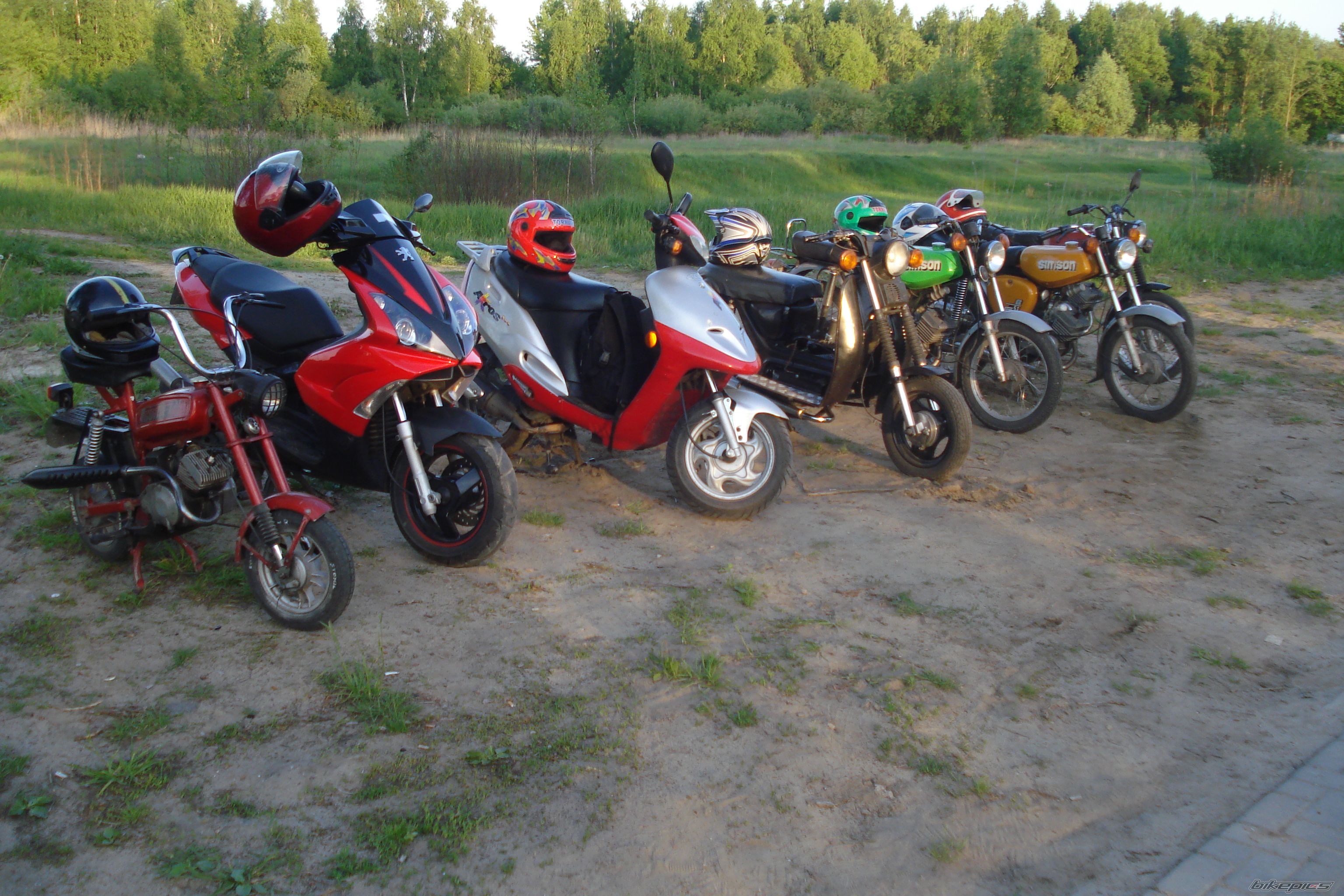 Photo 1673719