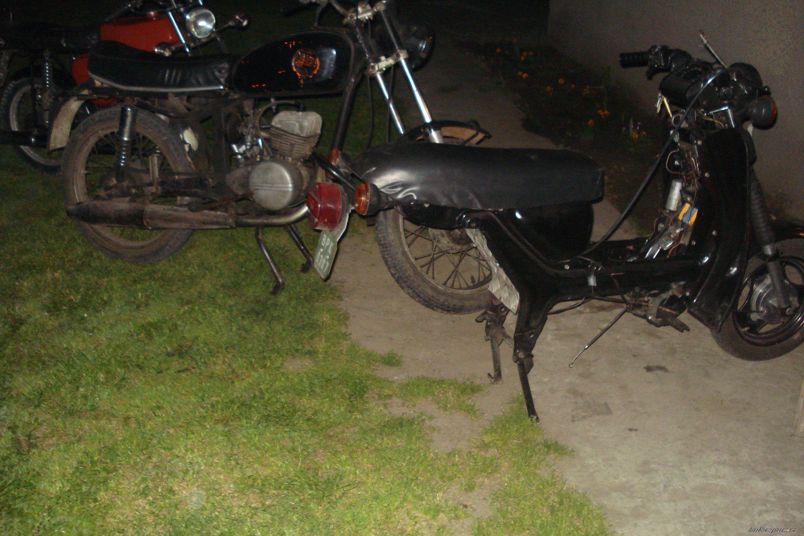 Photo 1673739