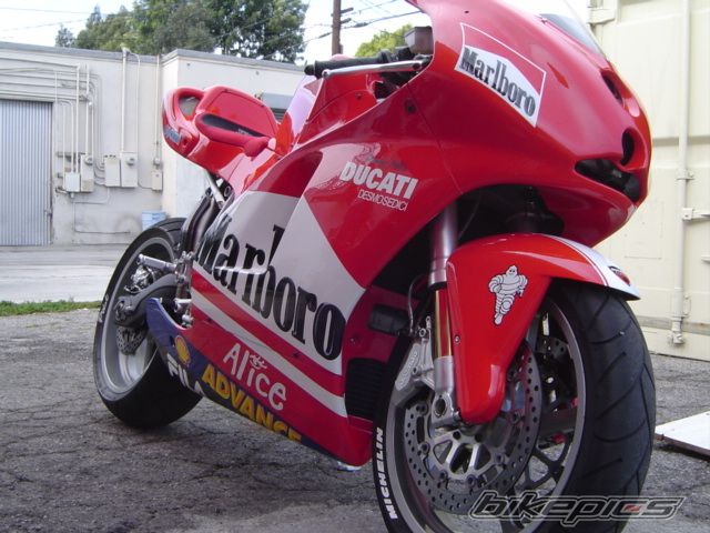 Photo 1673844