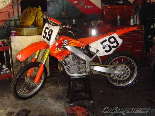Photo 1673851