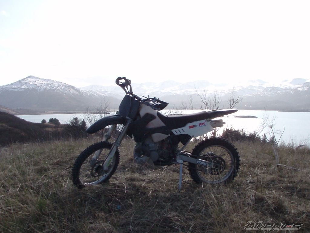 Photo 1673855