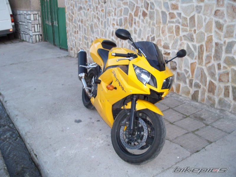 Photo 1673993