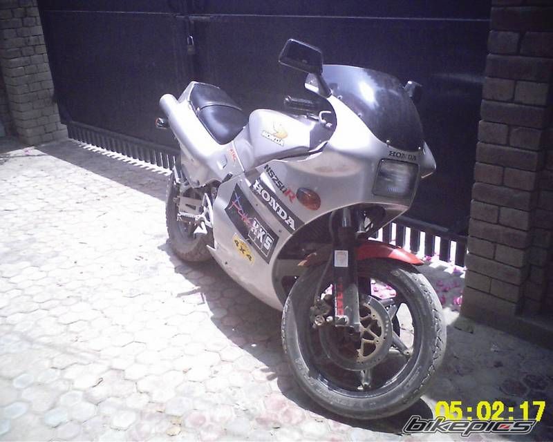 Photo 1674016