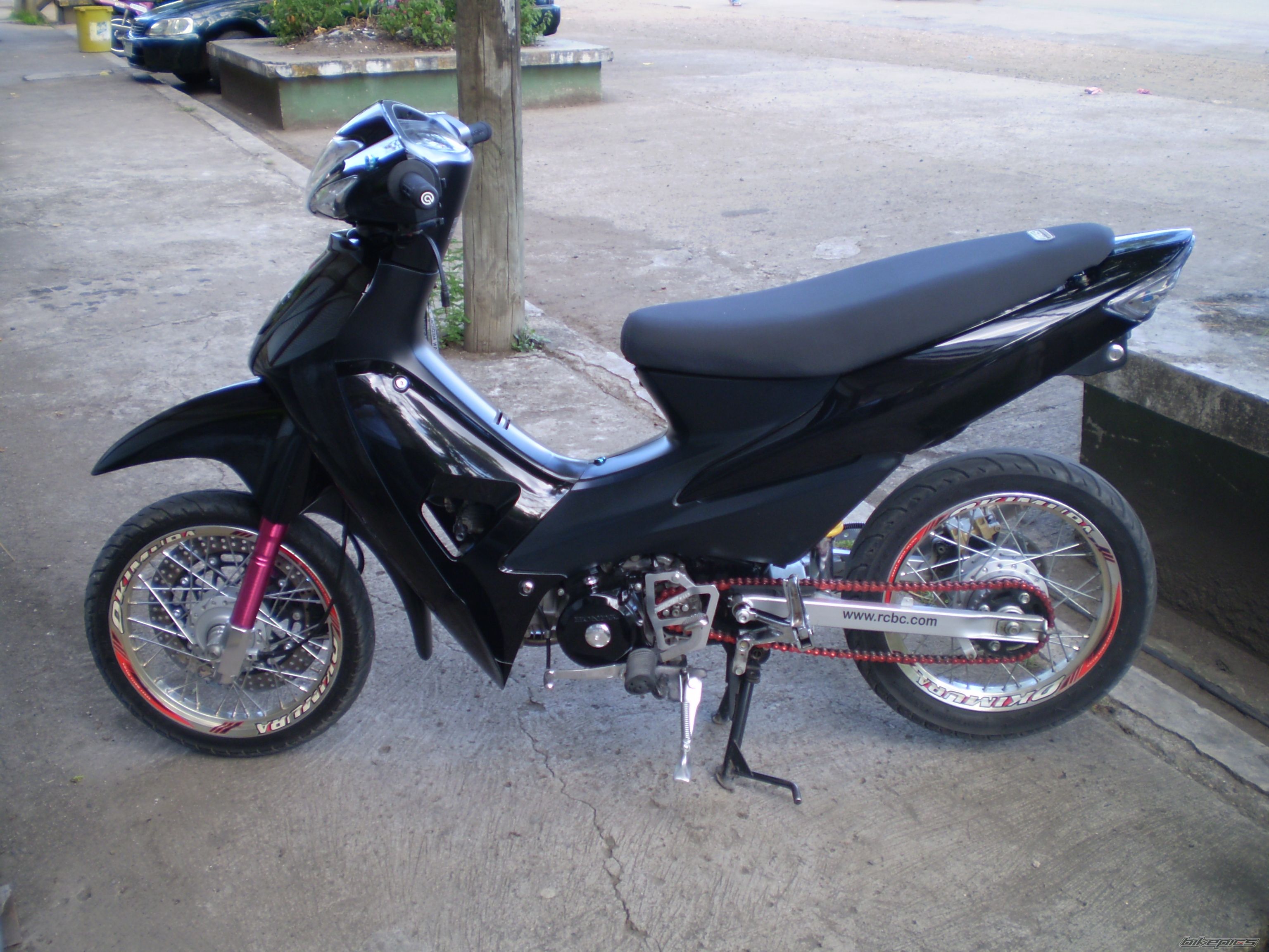 Bike Photo 1674075