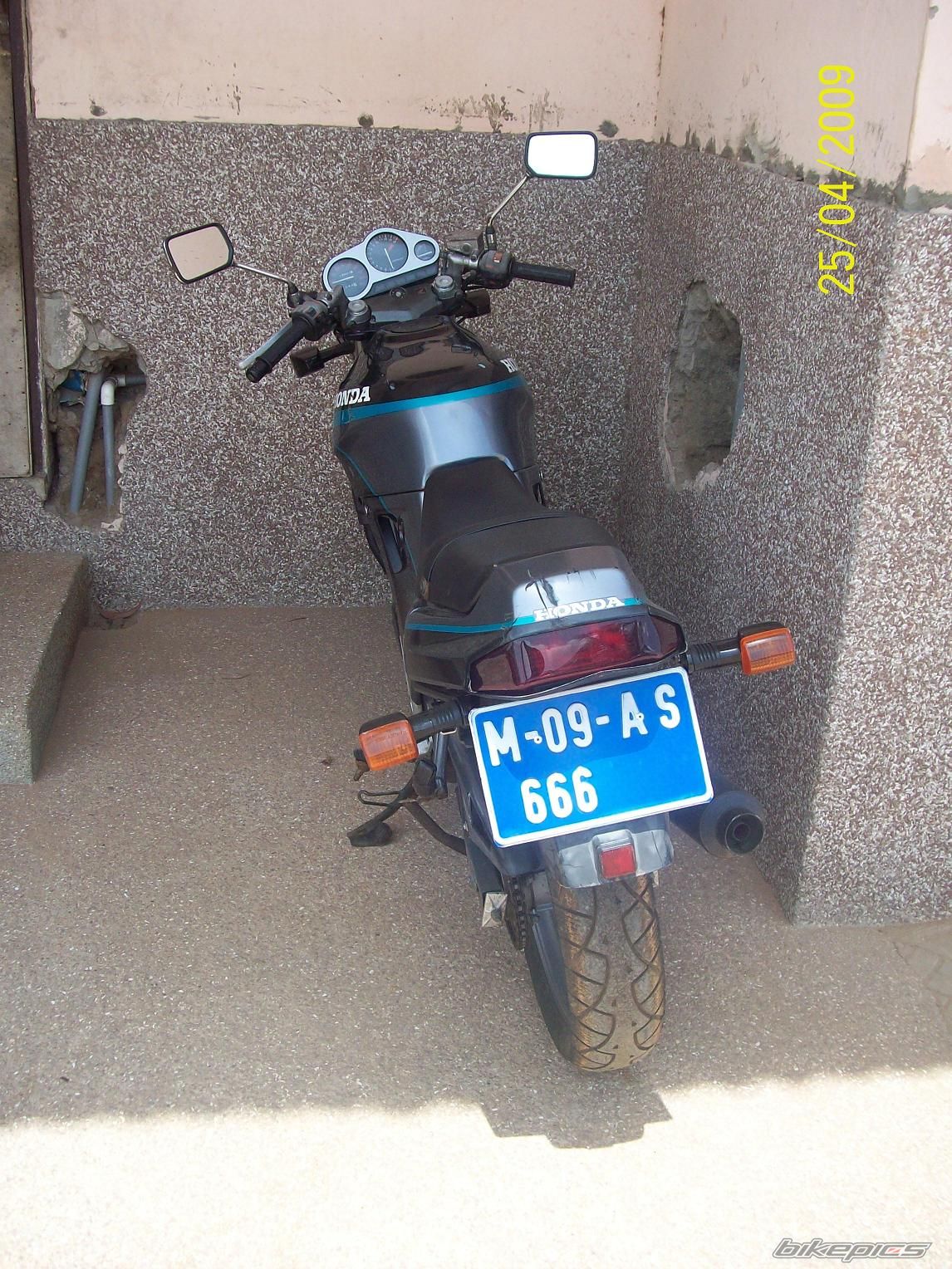 Photo 1674155