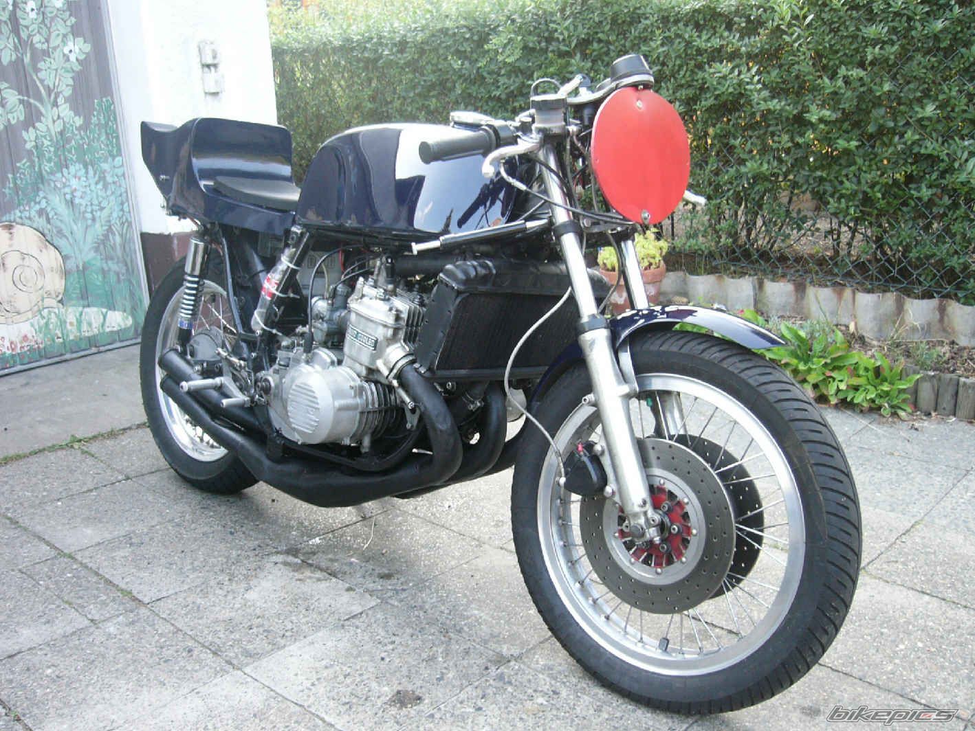 Photo 1674286