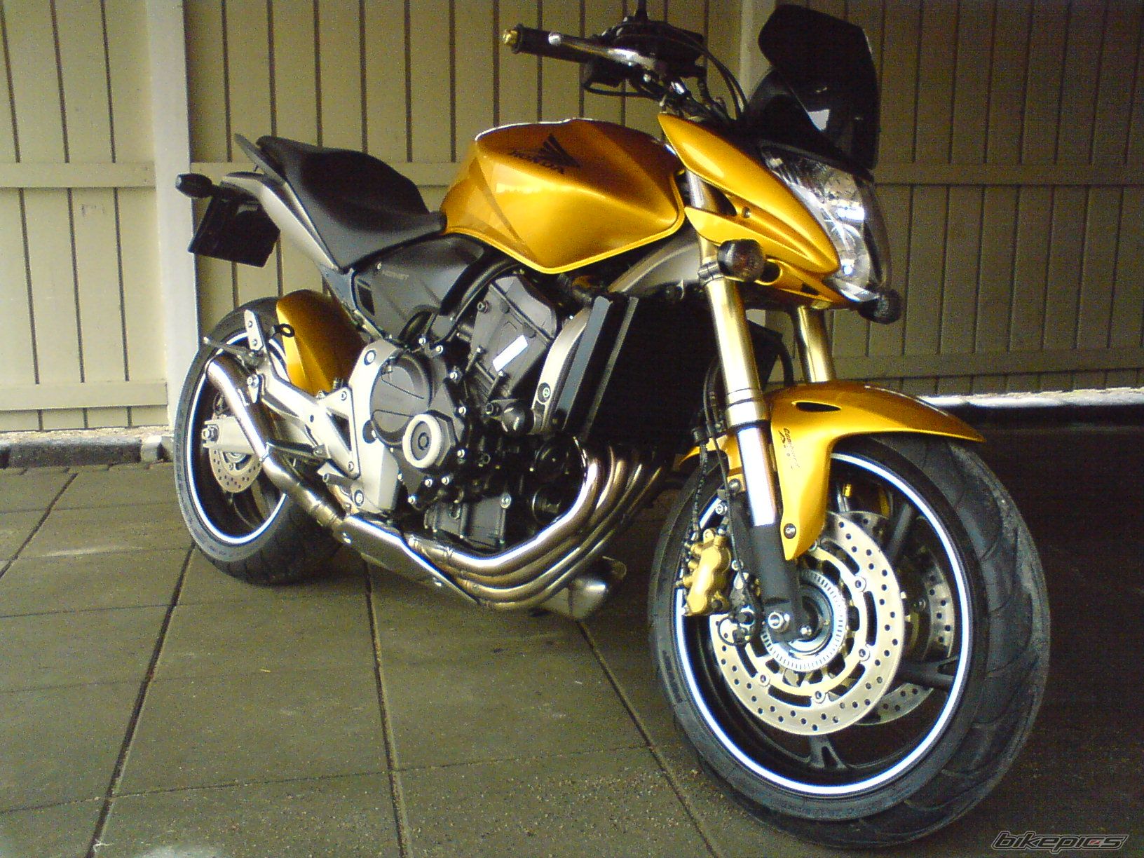 Bike Photo 1674430