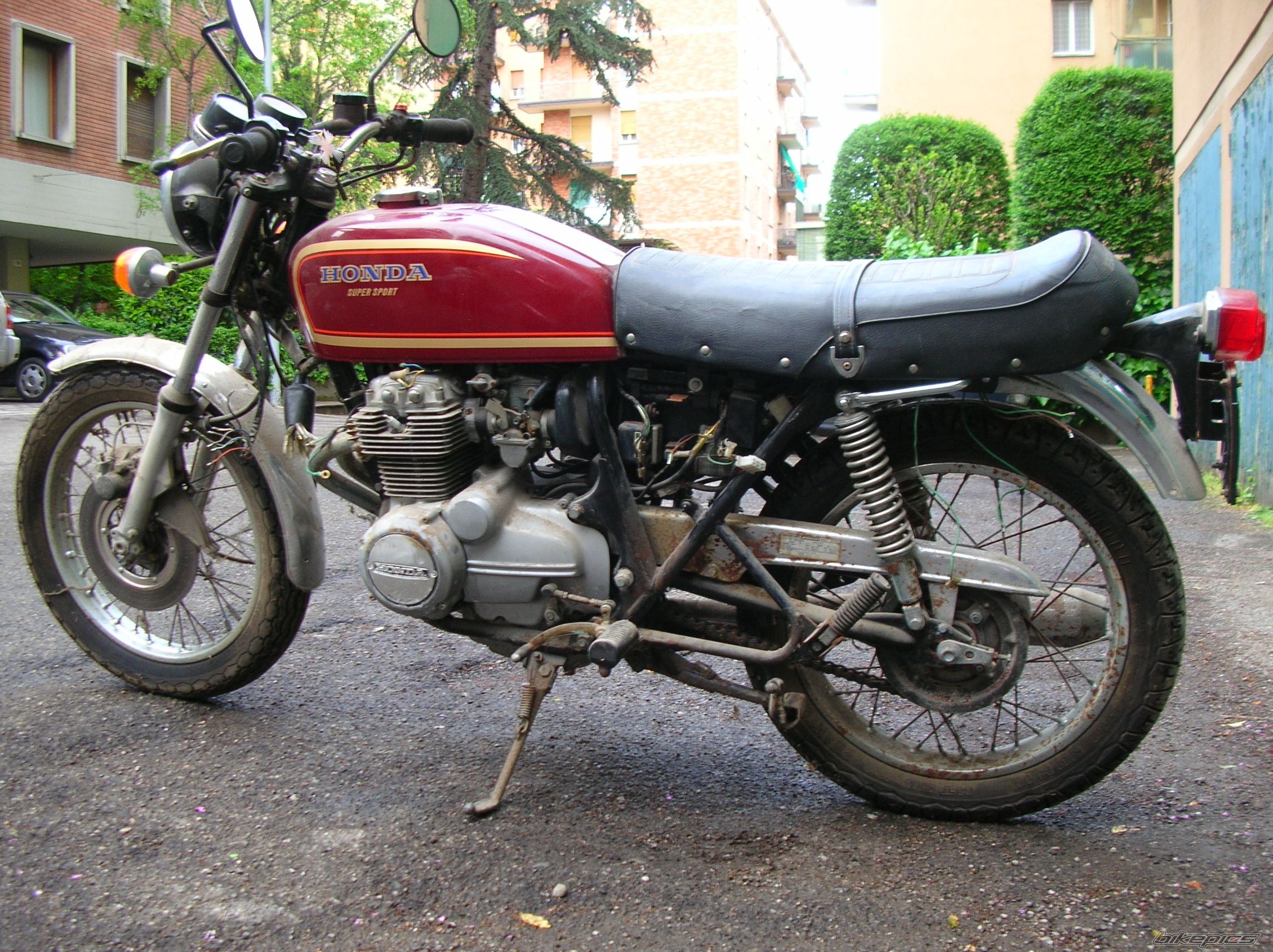 Bike Photo 1674467