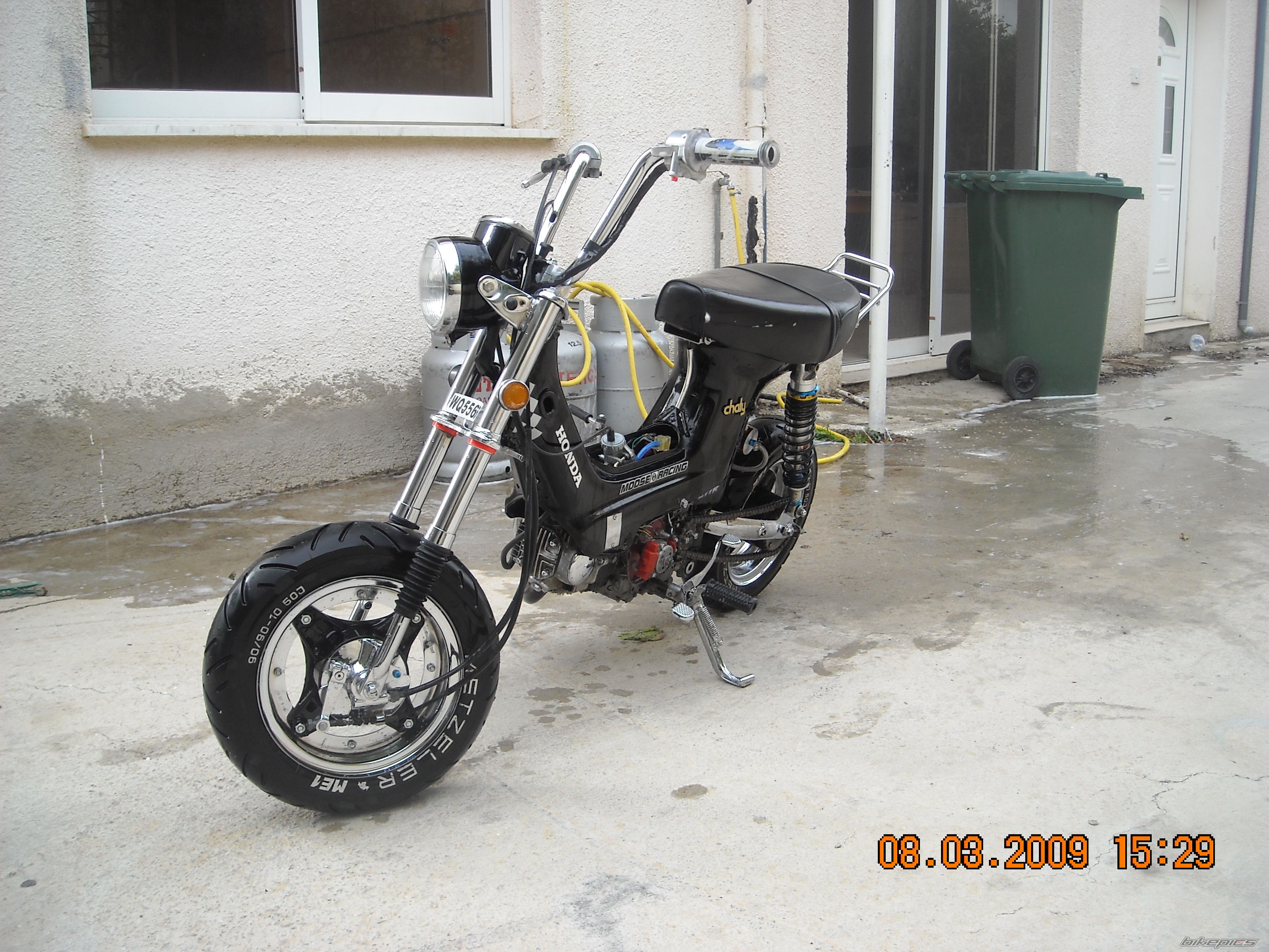 Photo 1674468