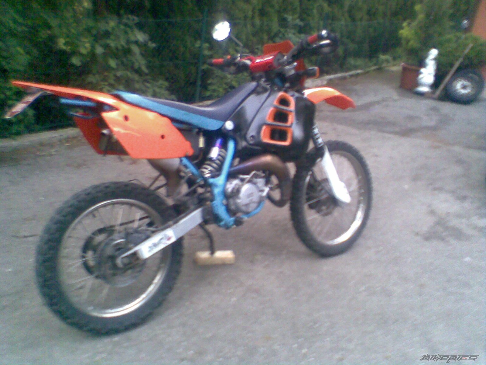 Photo 1674529