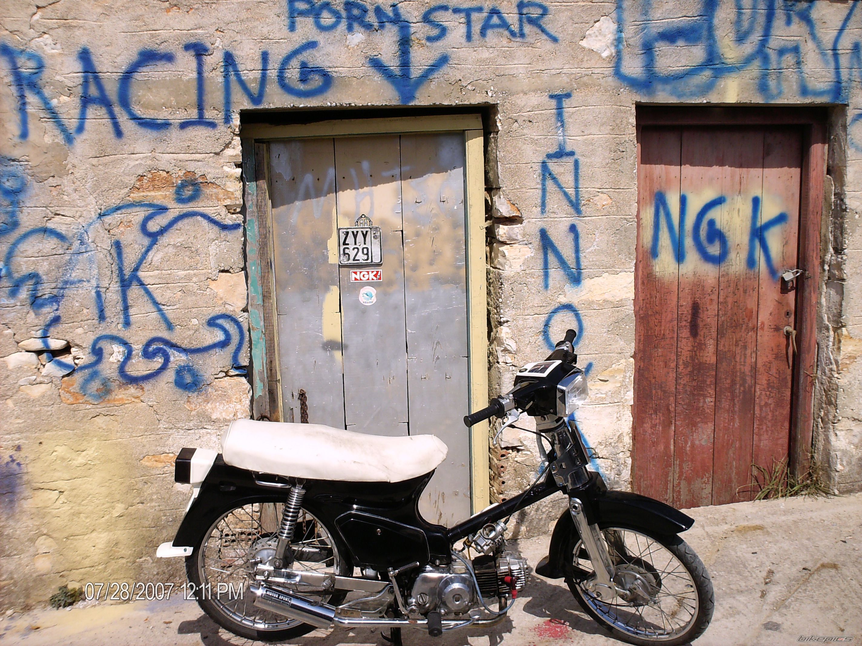 Photo 1674728