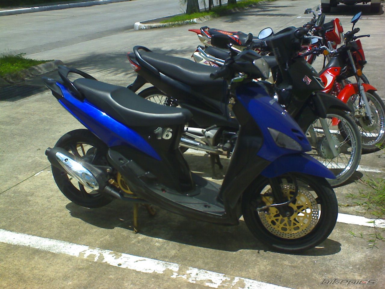 Photo 1674834