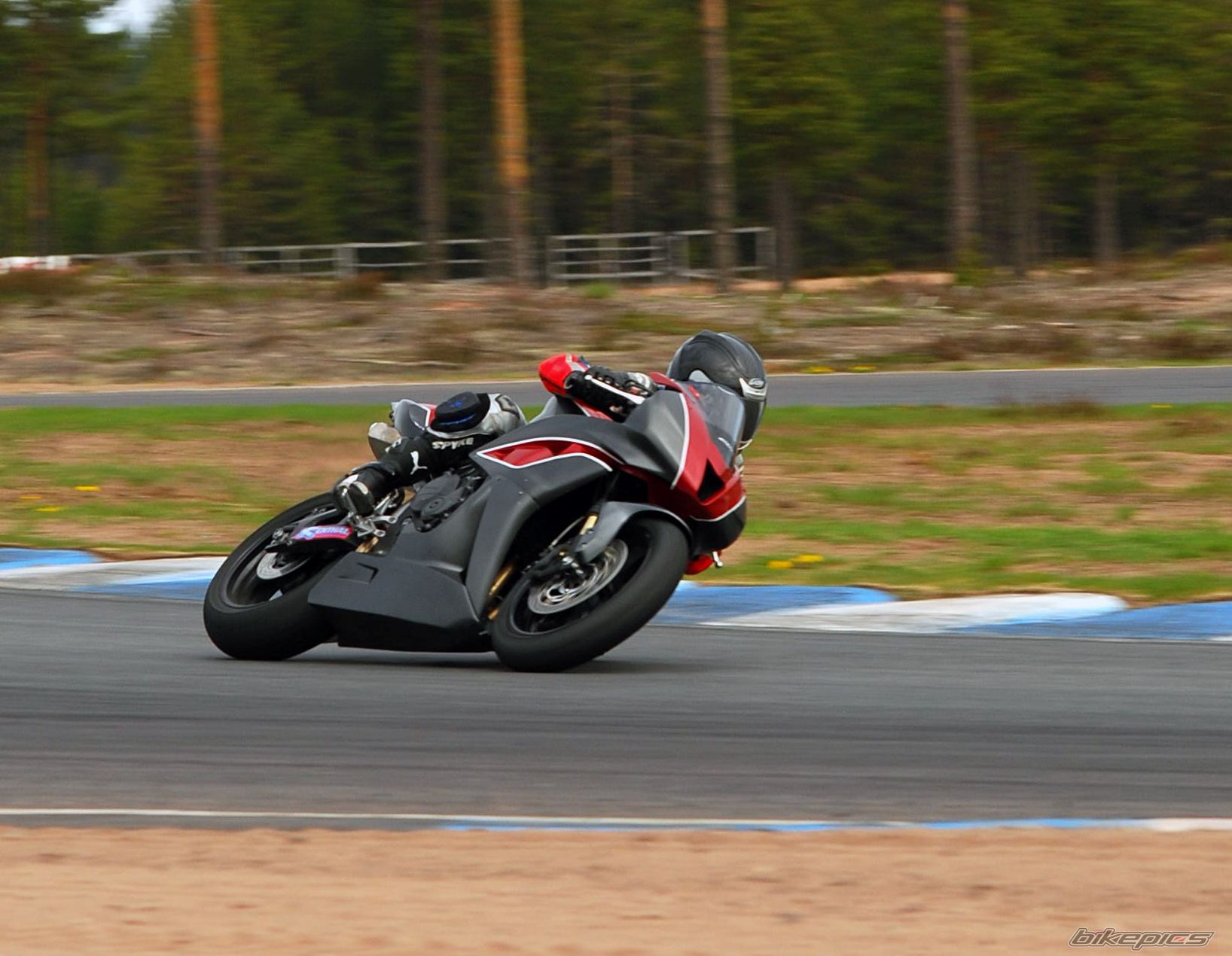Bike Photo 1674986