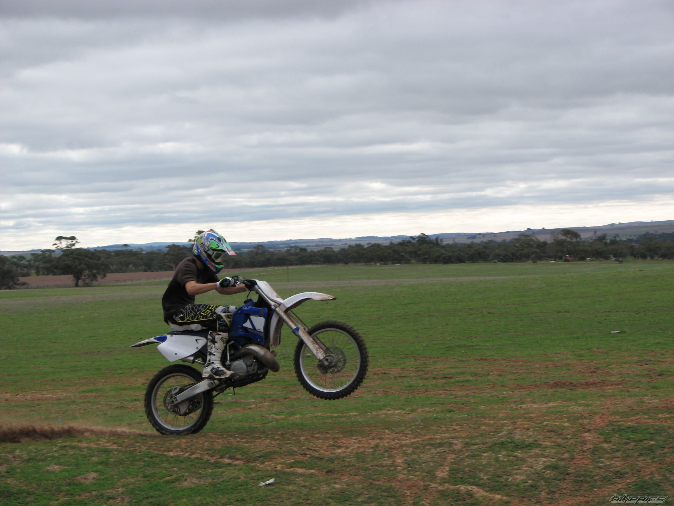Bike Photo 1675061