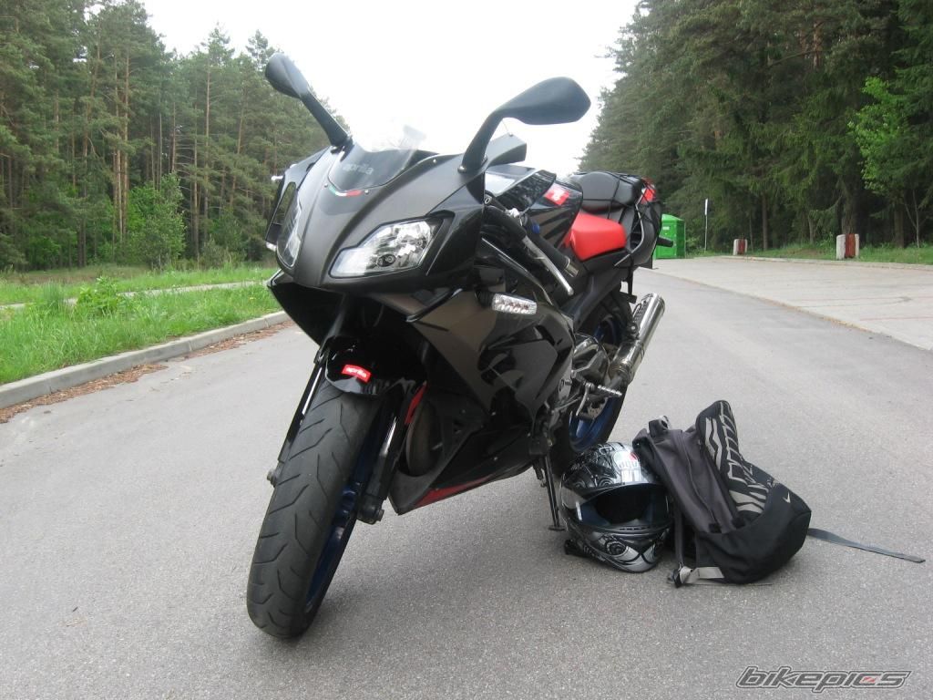 Photo 1675225