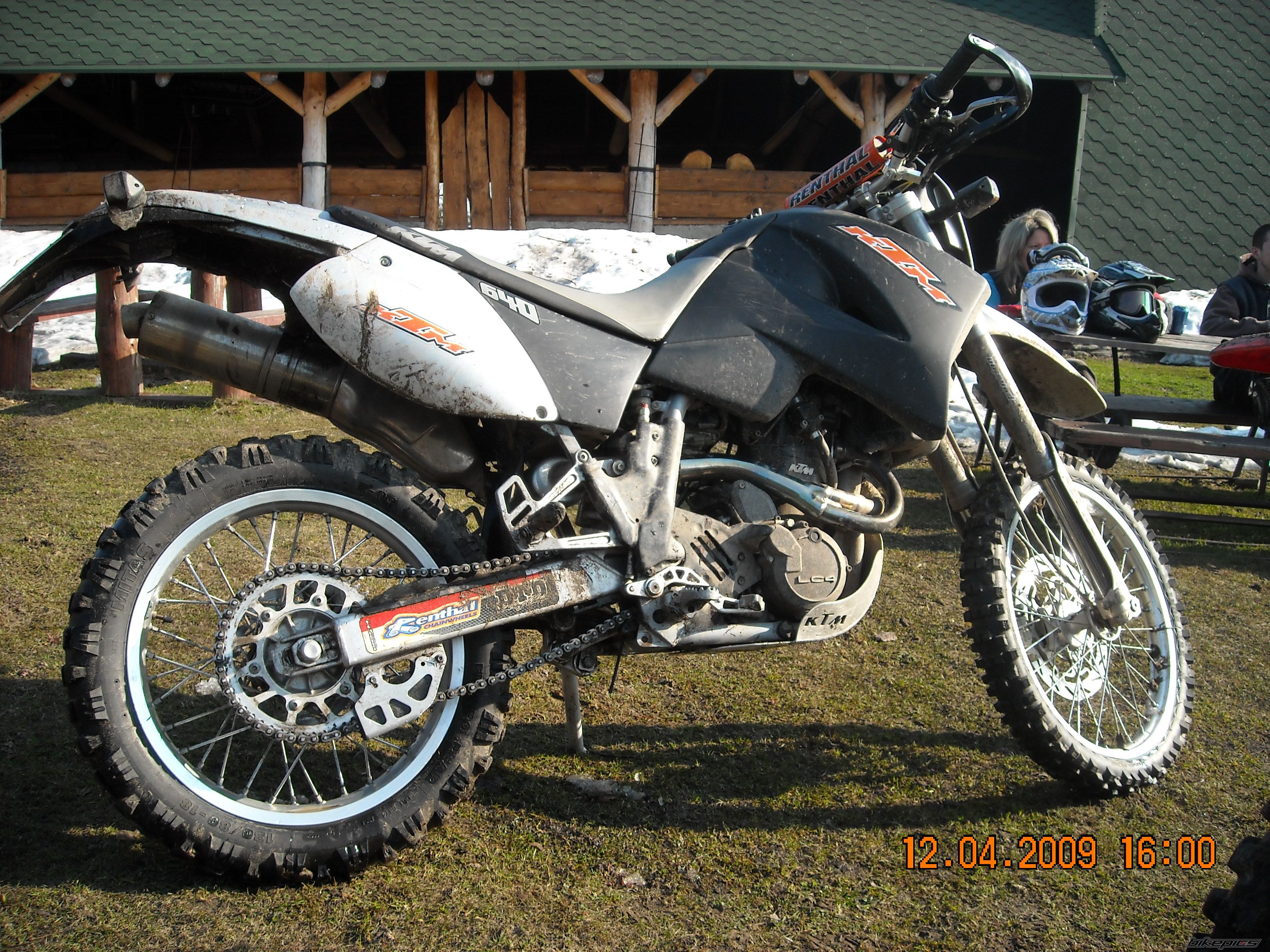 Photo 1675336