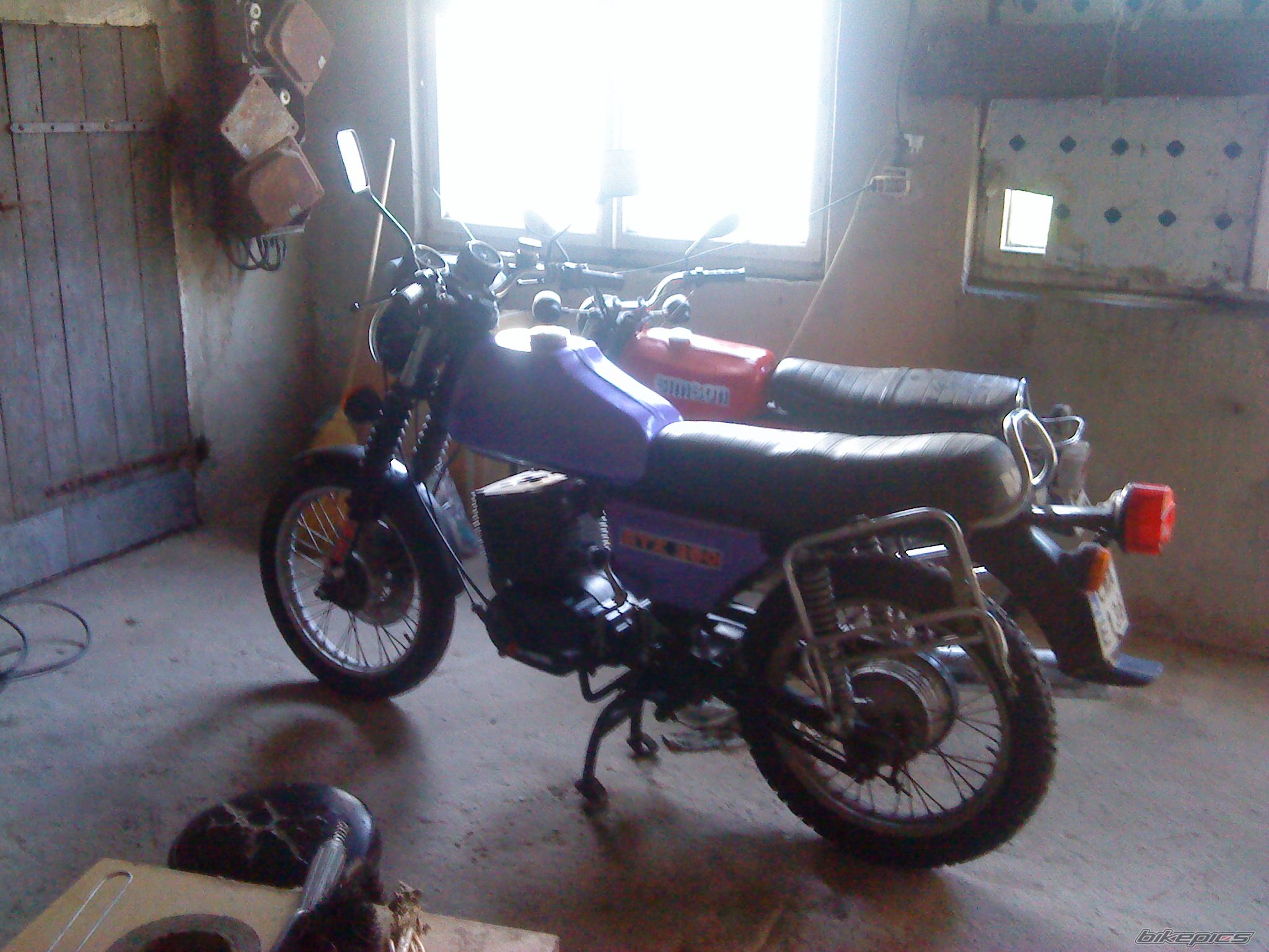 Photo 1675342