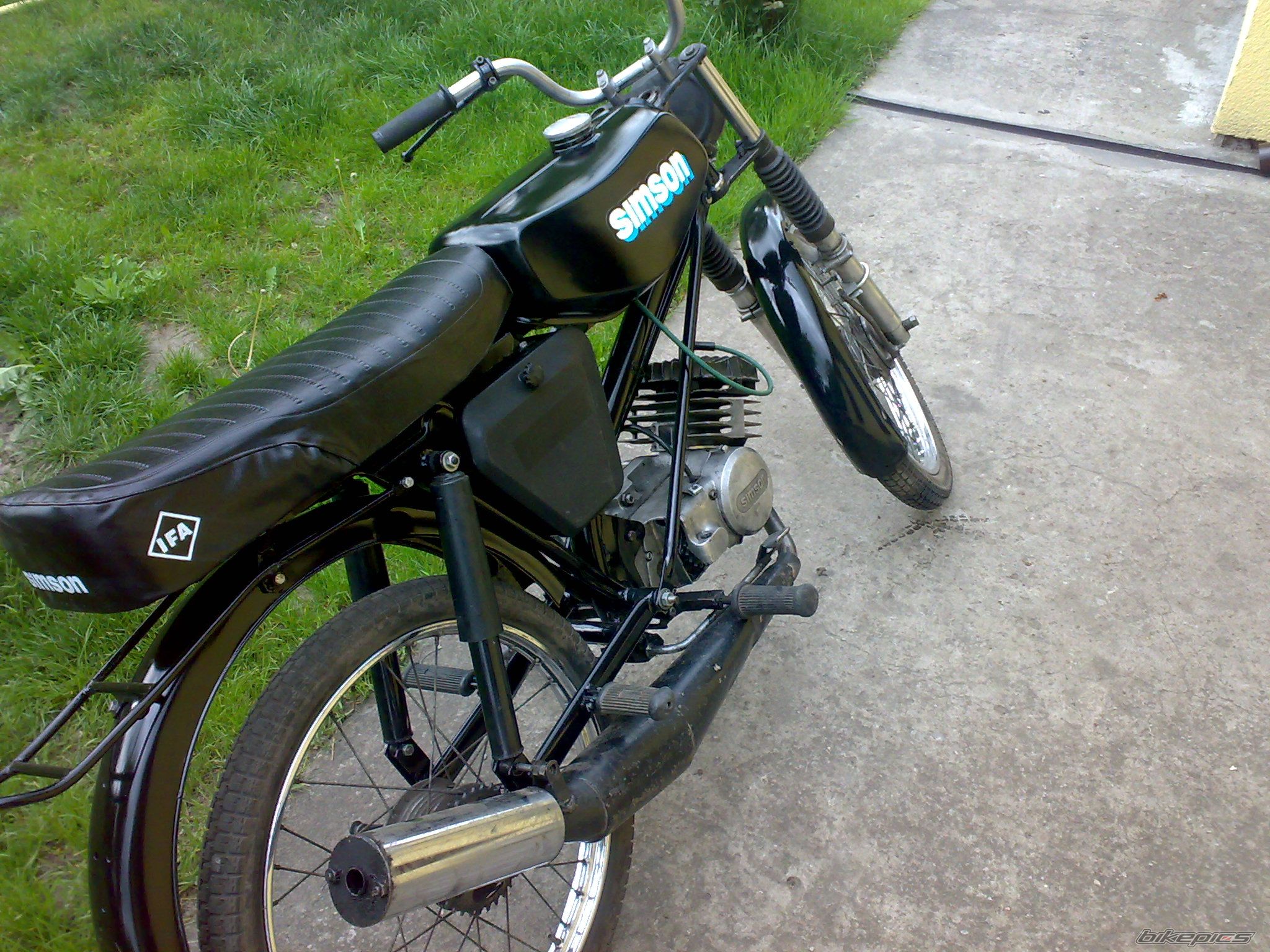 Bike Photo 1675498