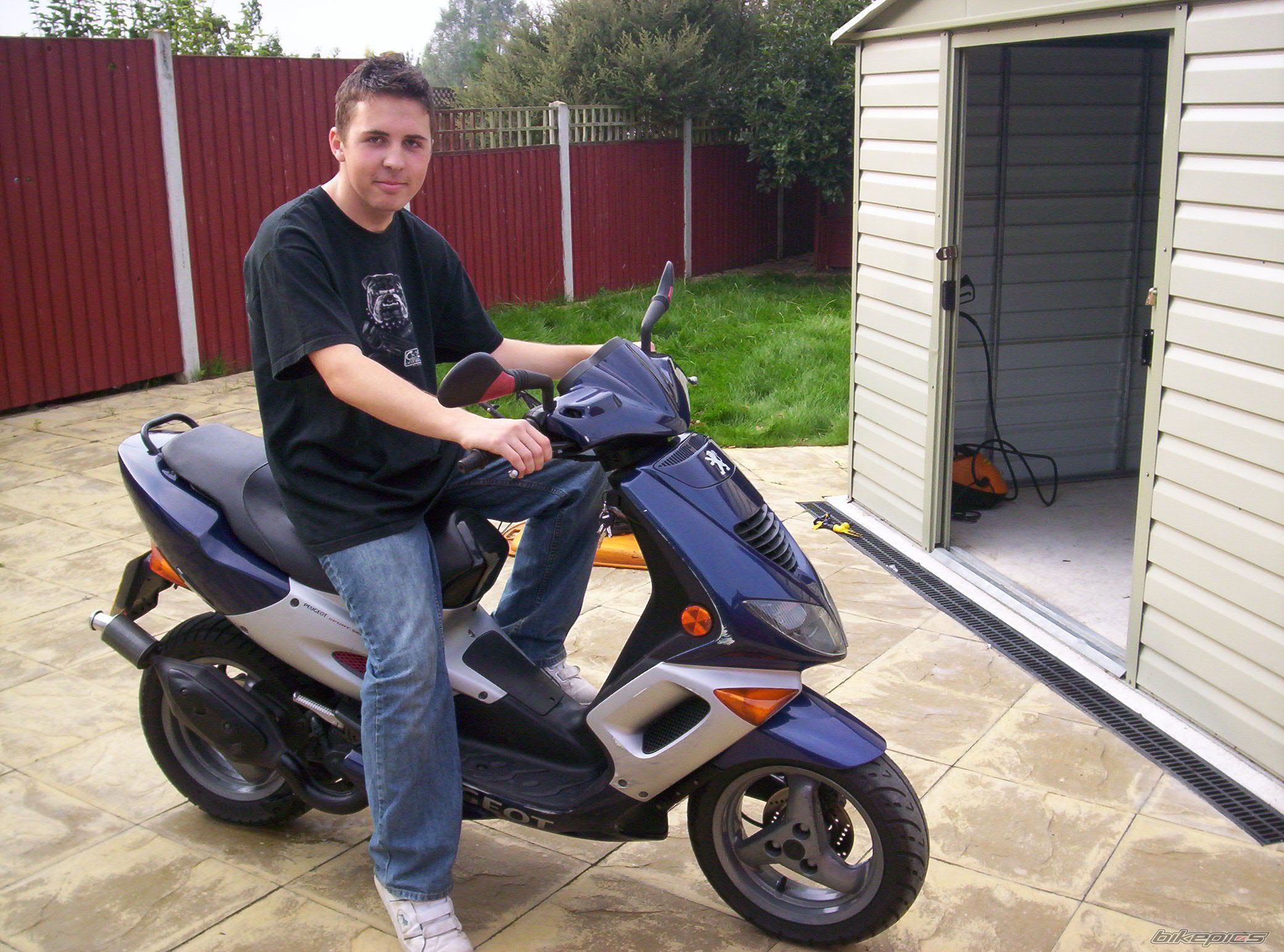 Bike Photo 1675622