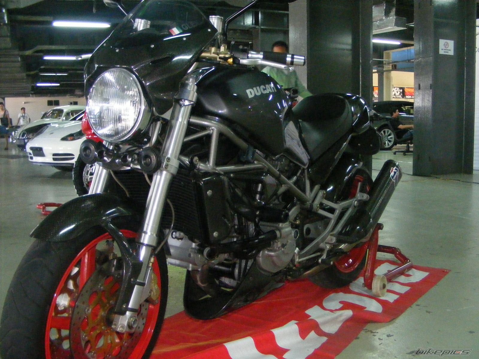Bike Photo 1675876