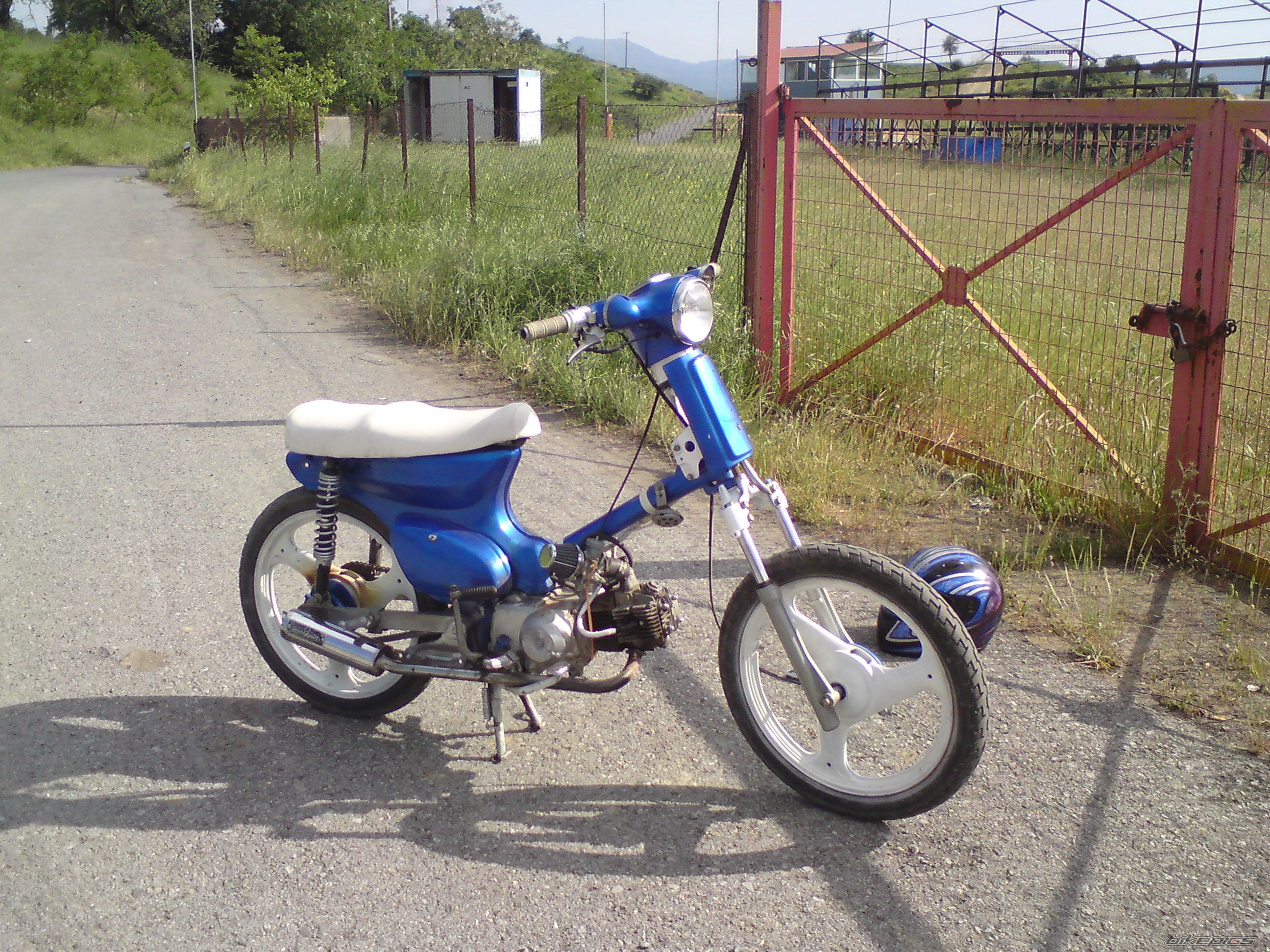 Bike Photo 1675946