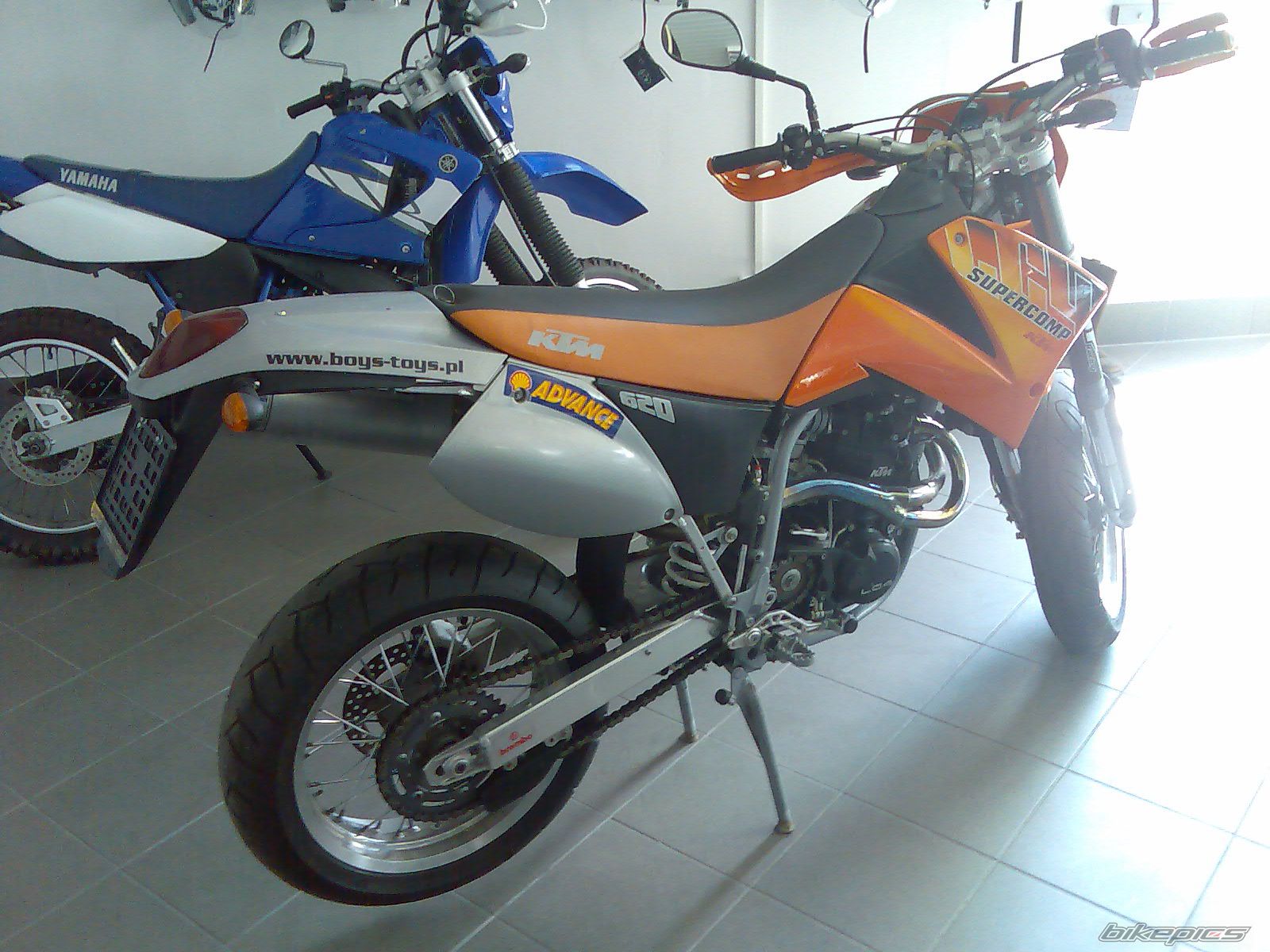 Photo 1675948