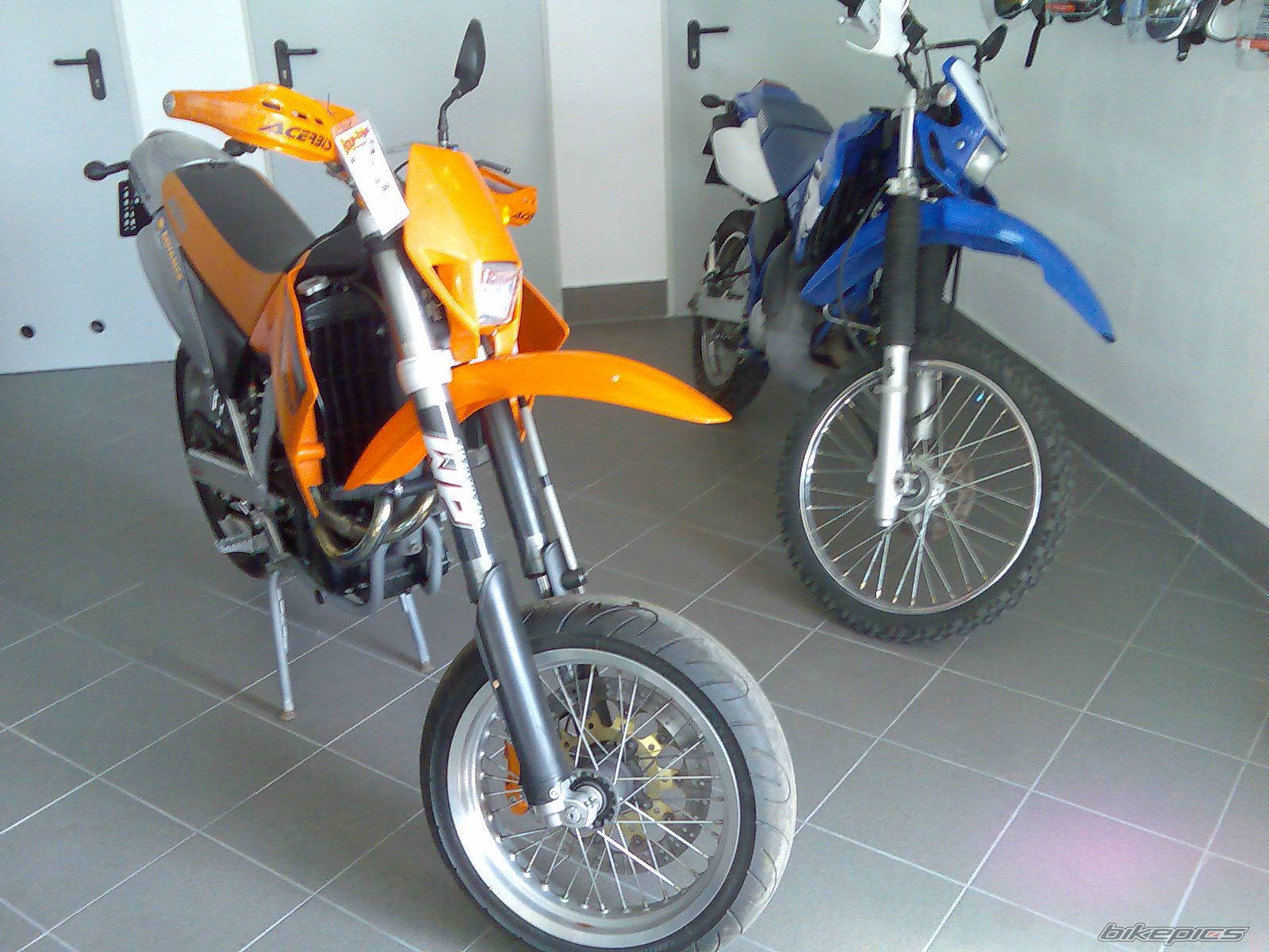 Photo 1675951
