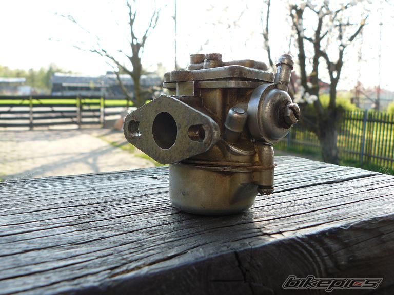 Photo 1676032