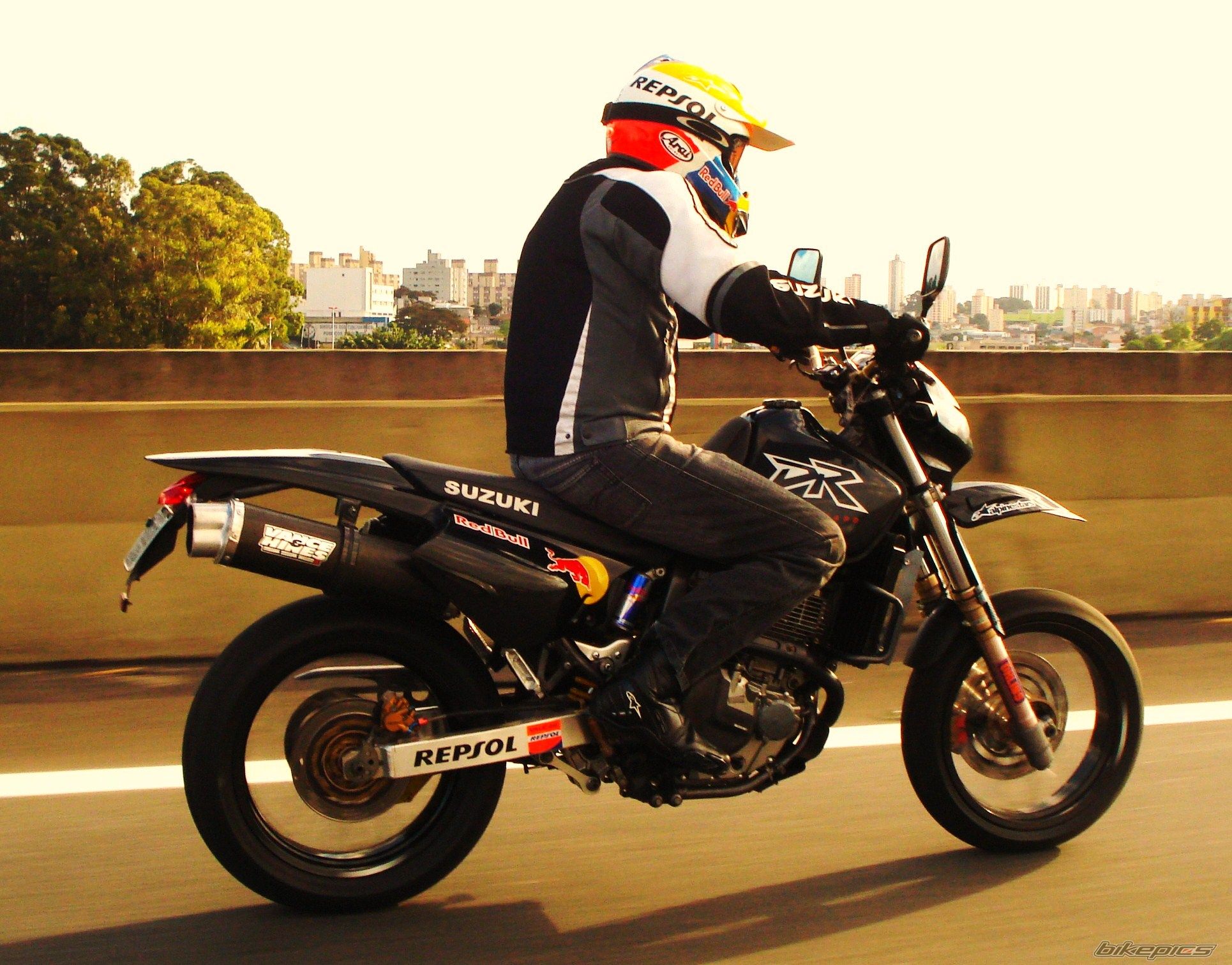 Bike Photo 1676135