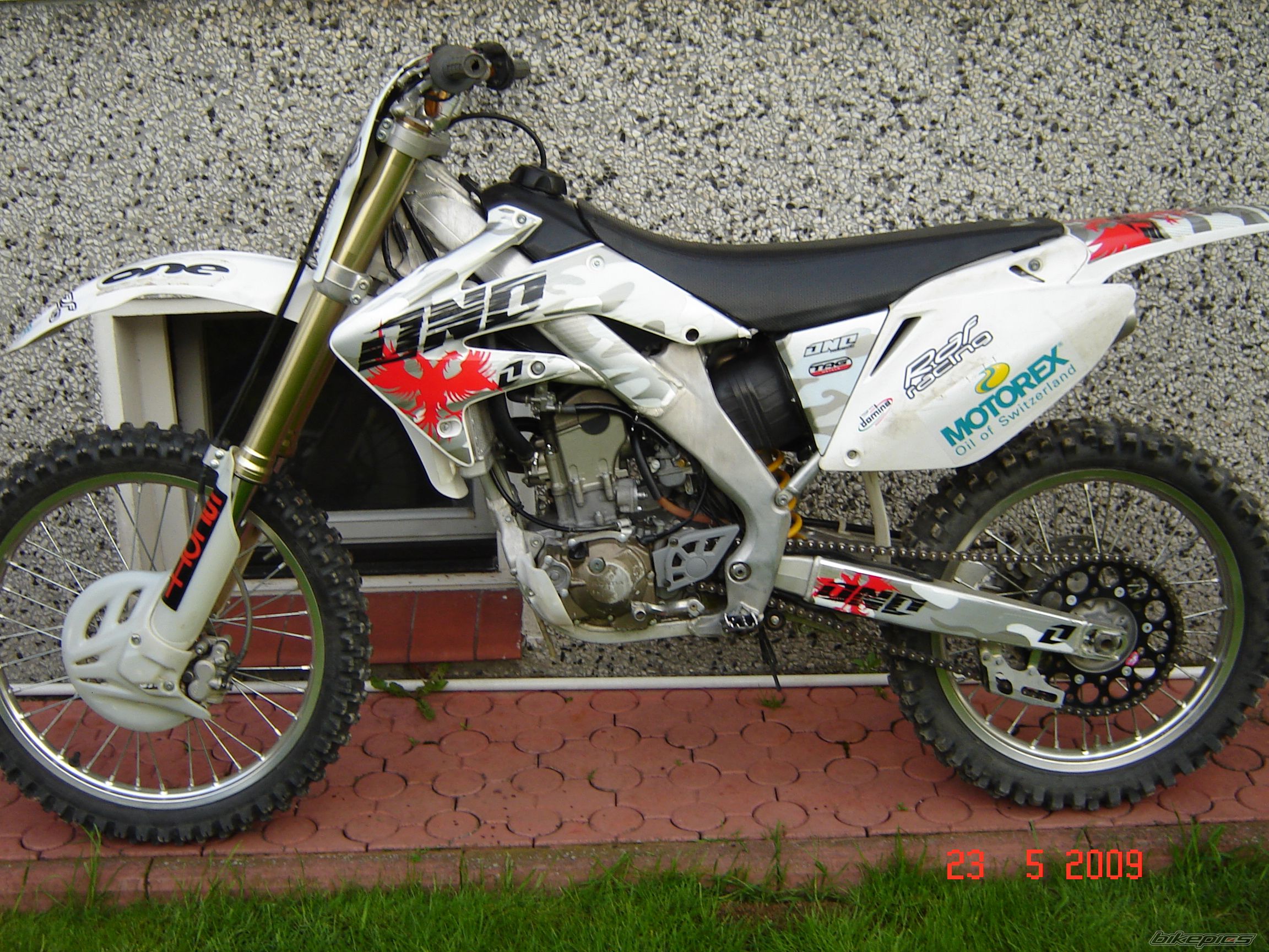 Photo 1676191