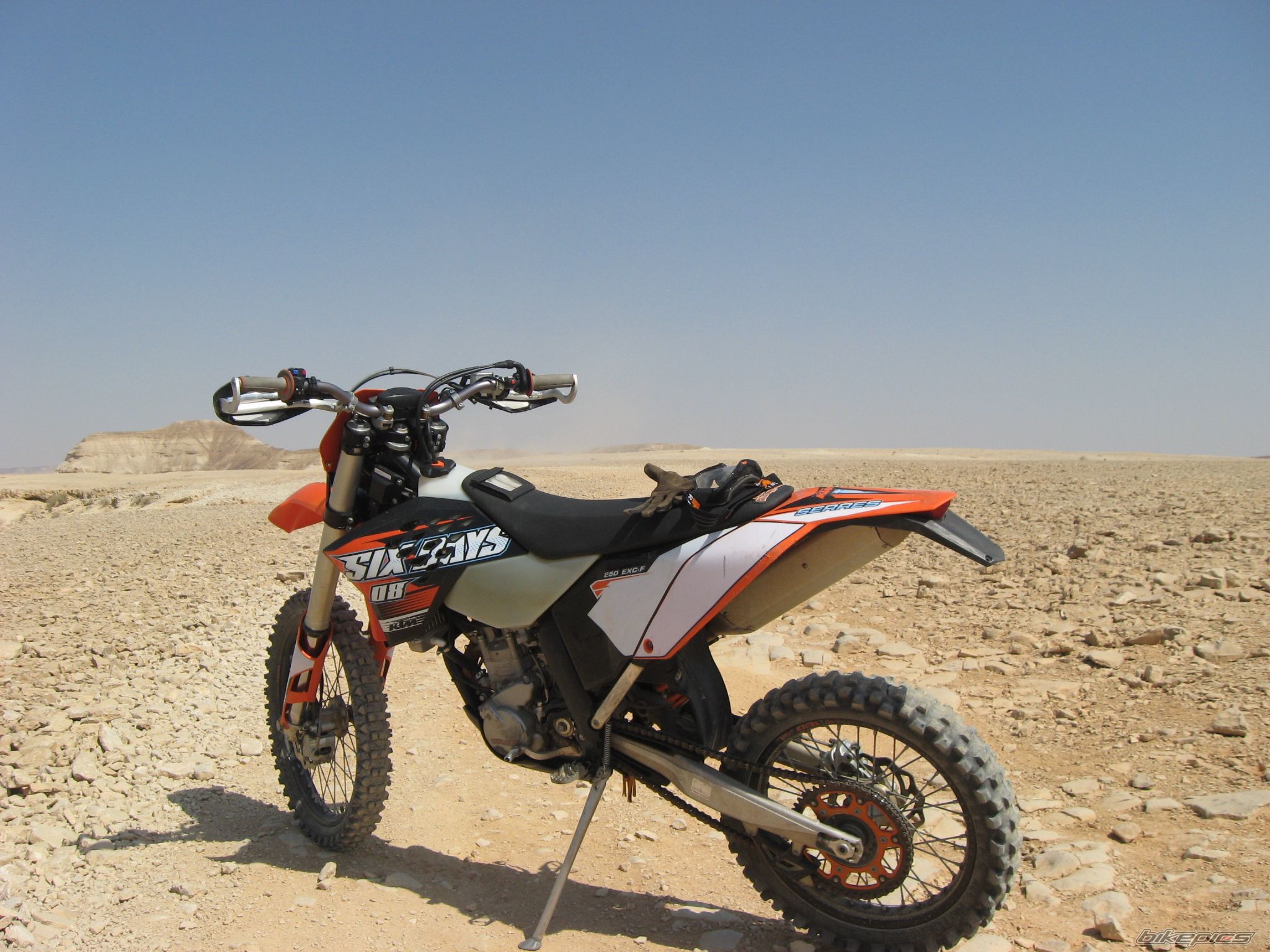 Photo 1676193