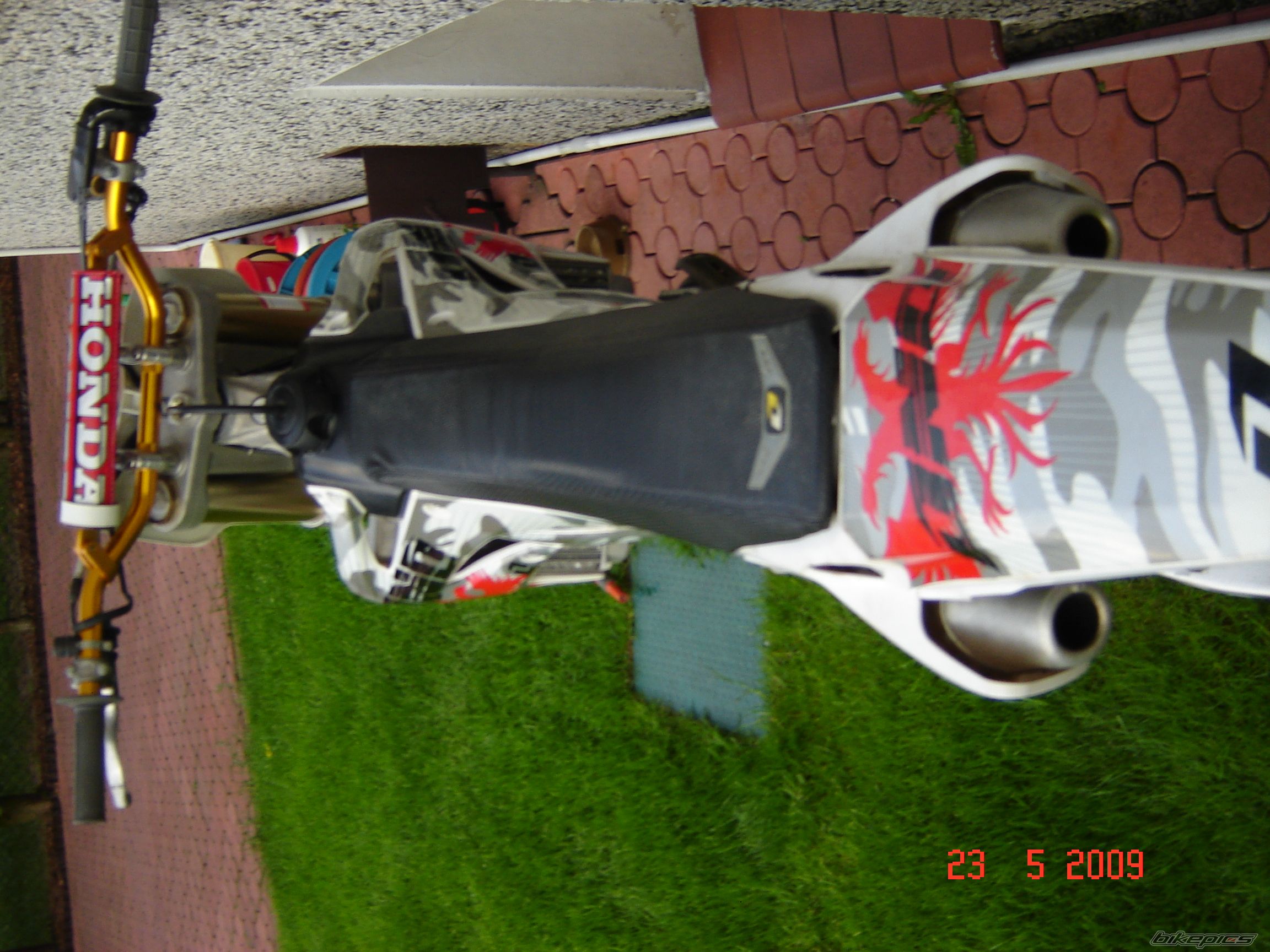Photo 1676207