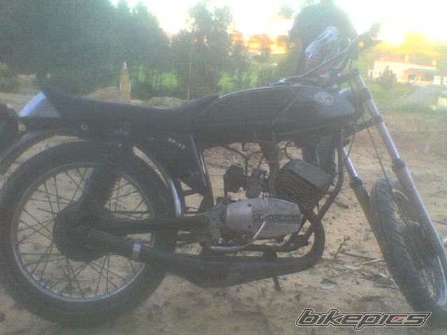 Photo 1676219