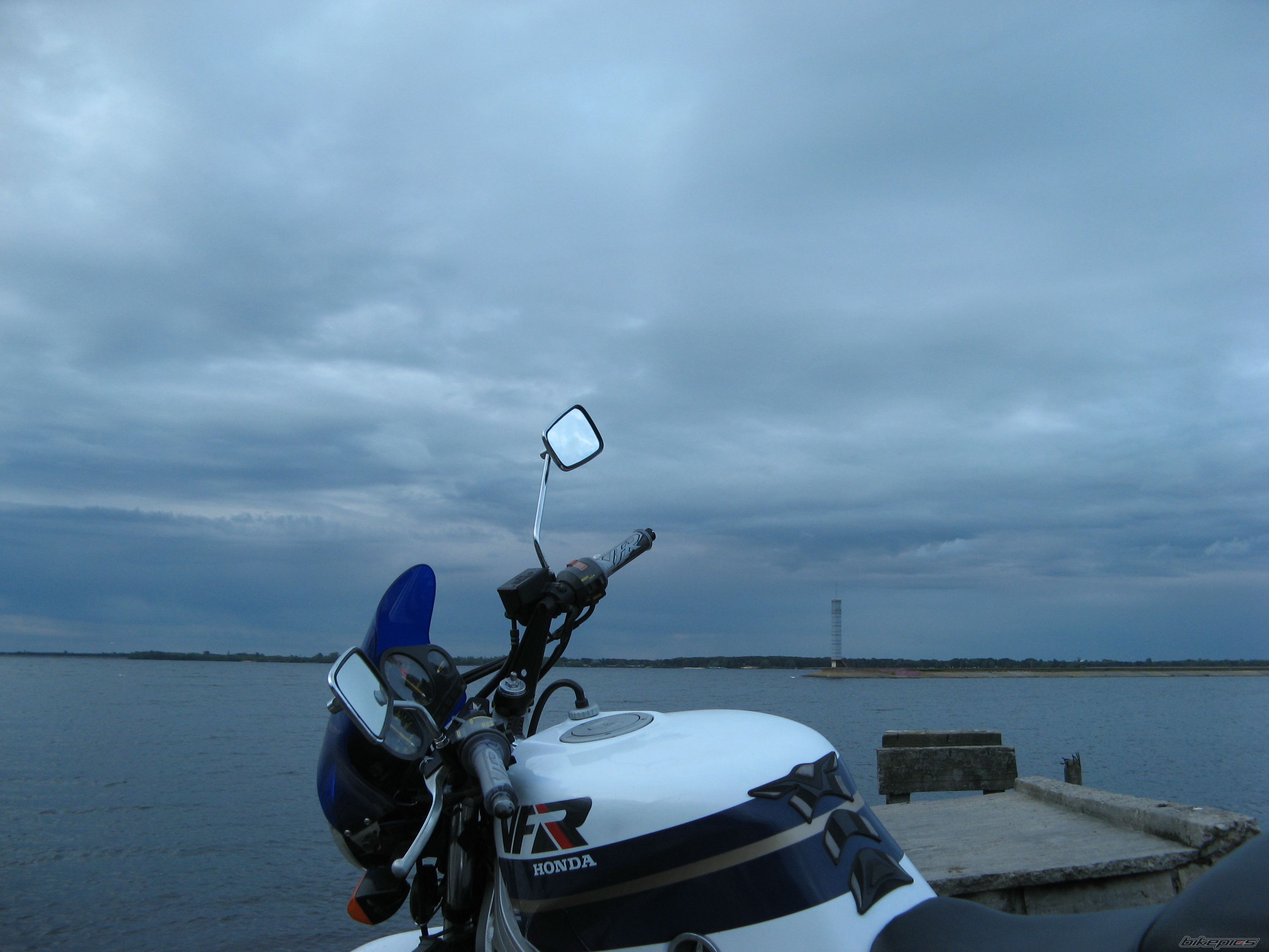 Photo 1676277