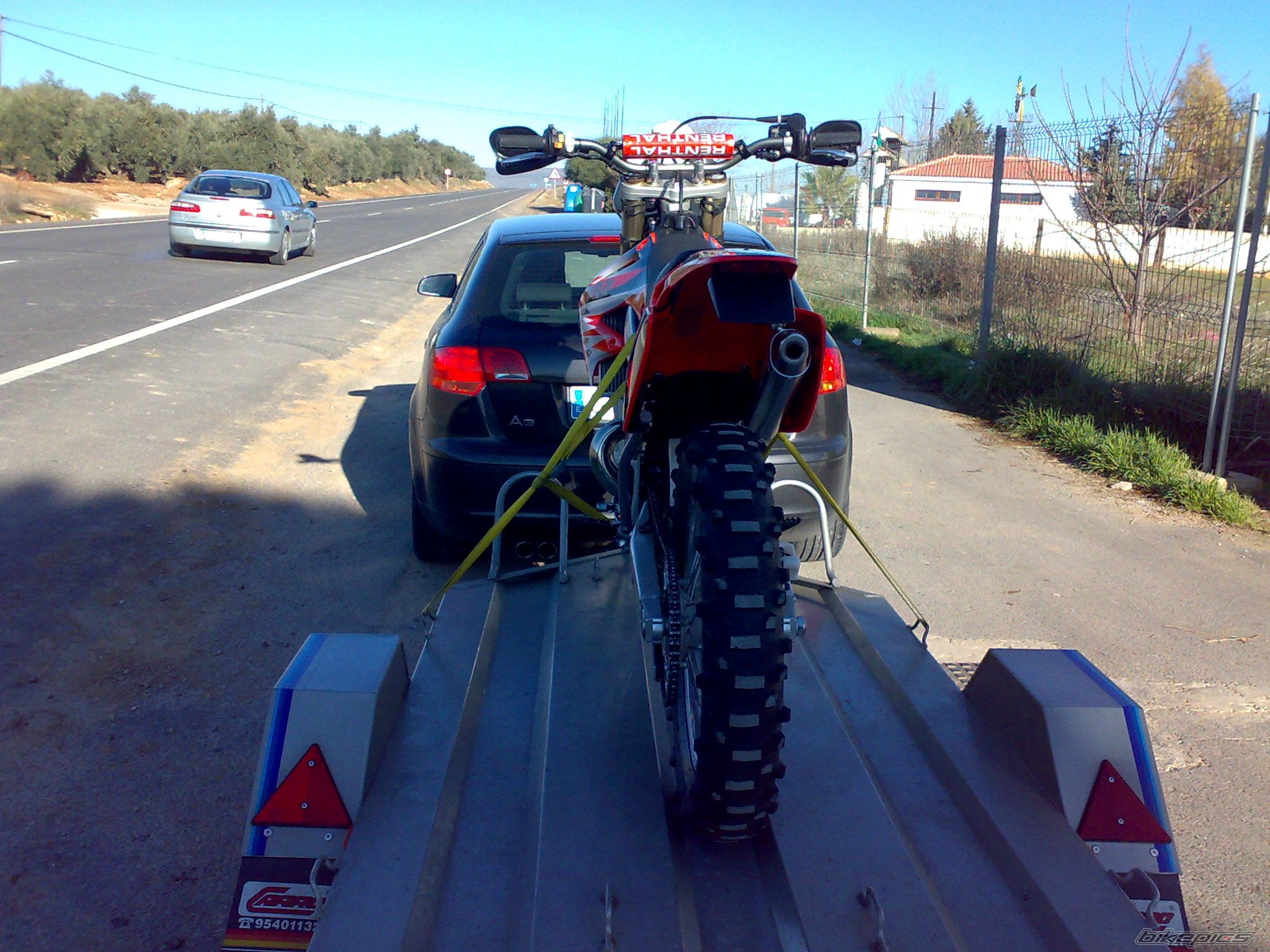 Bike Photo 1676379