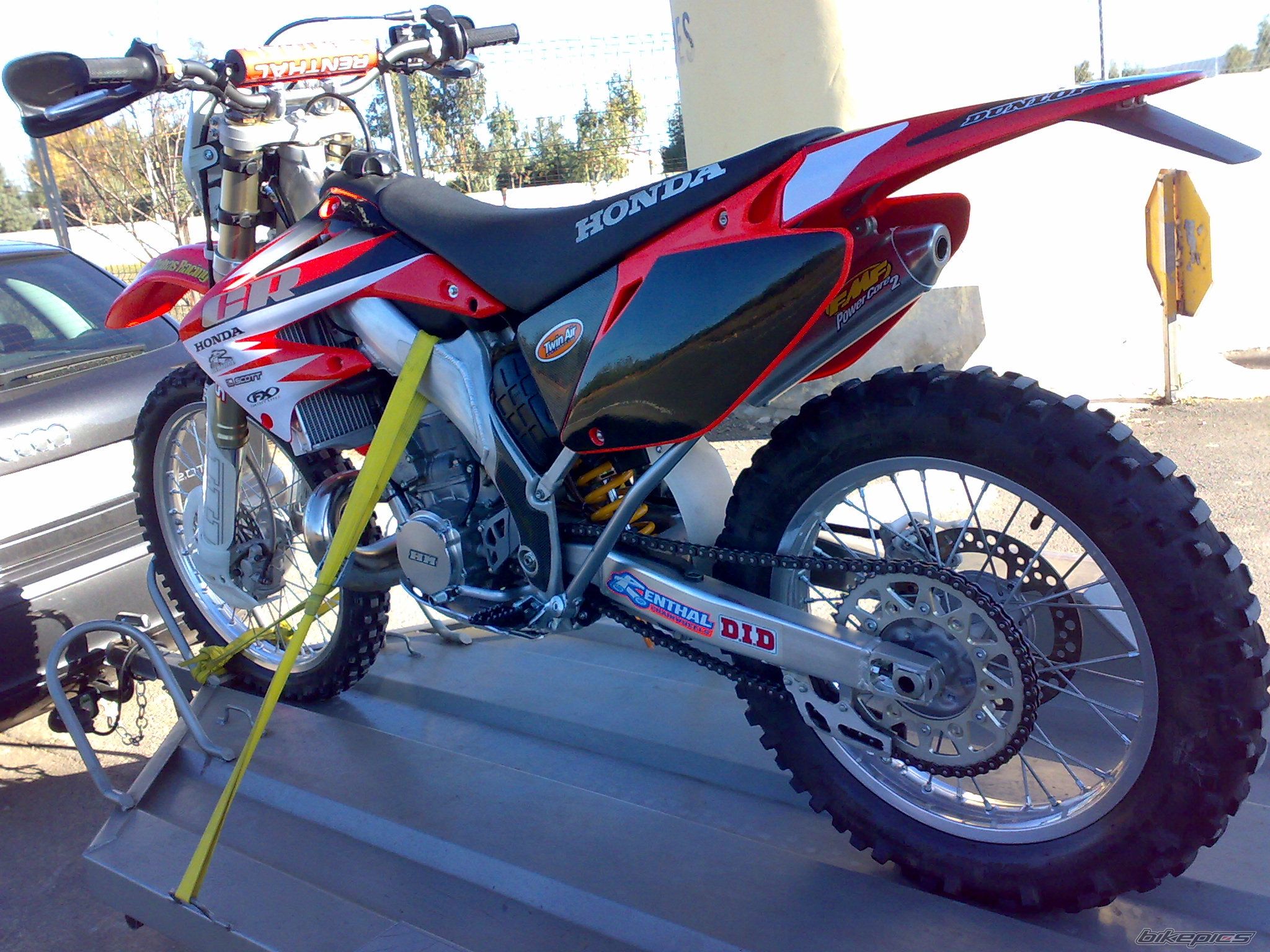 Bike Photo 1676381
