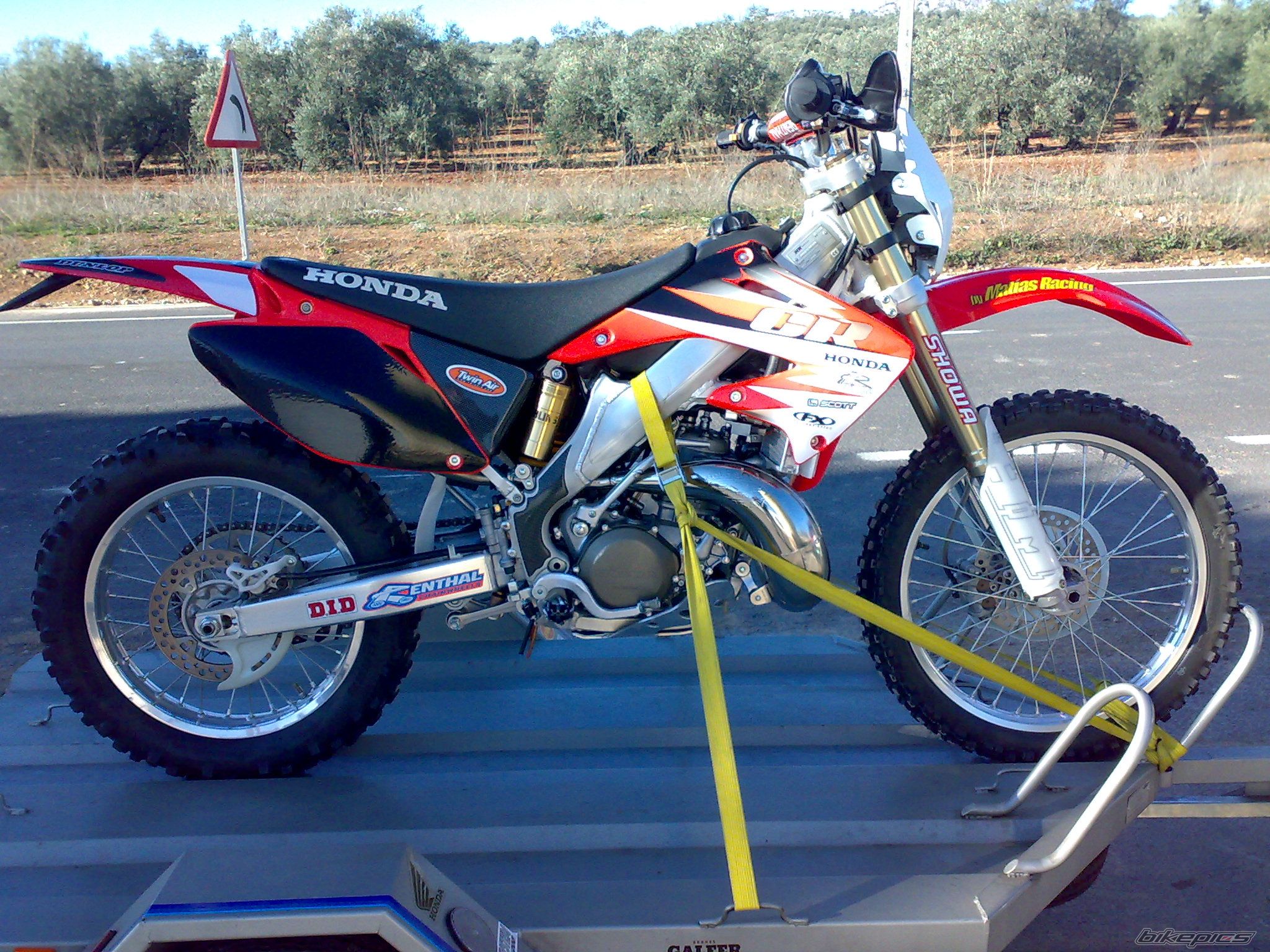 Bike Photo 1676384