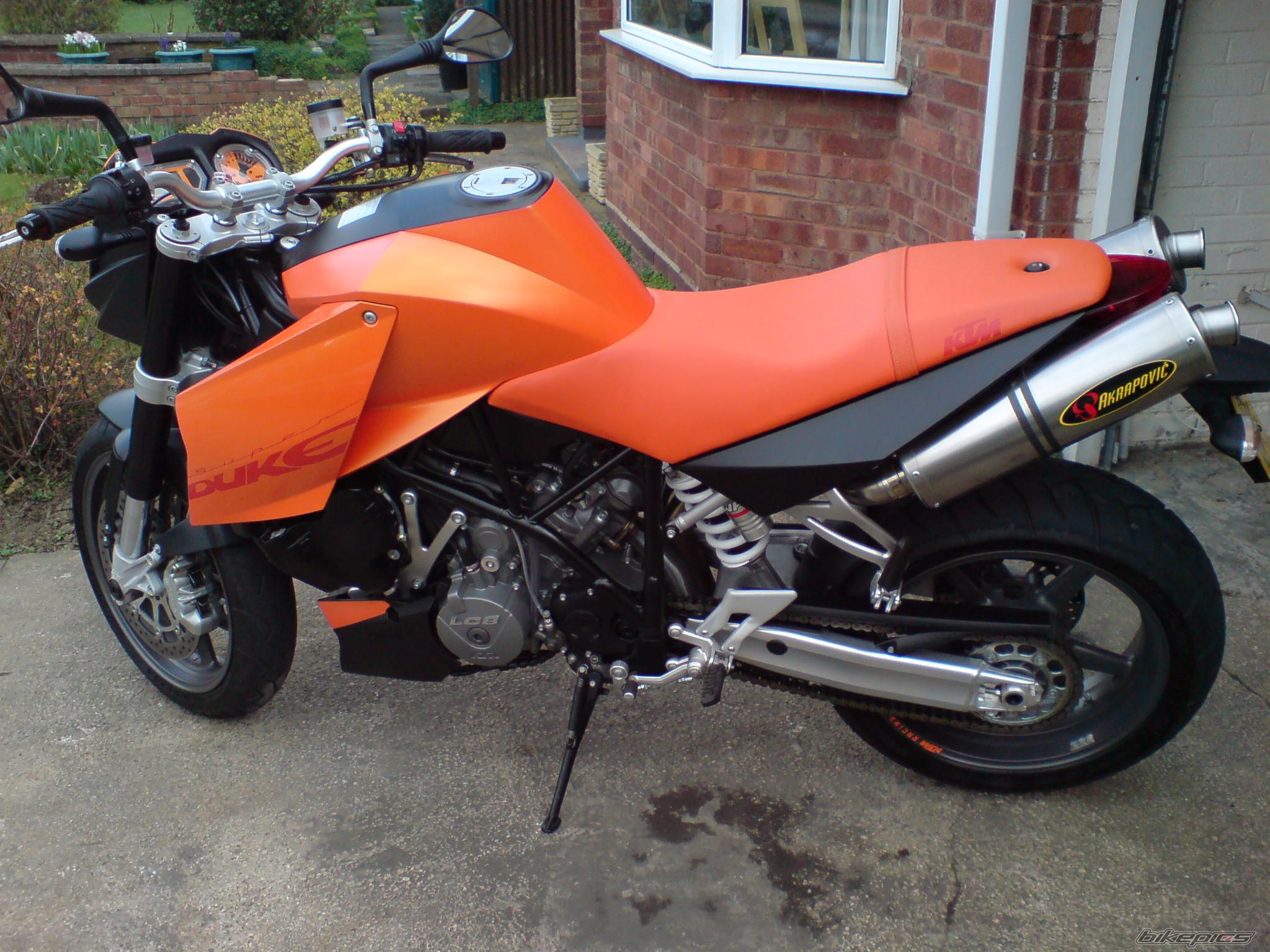 Bike Photo 1676398