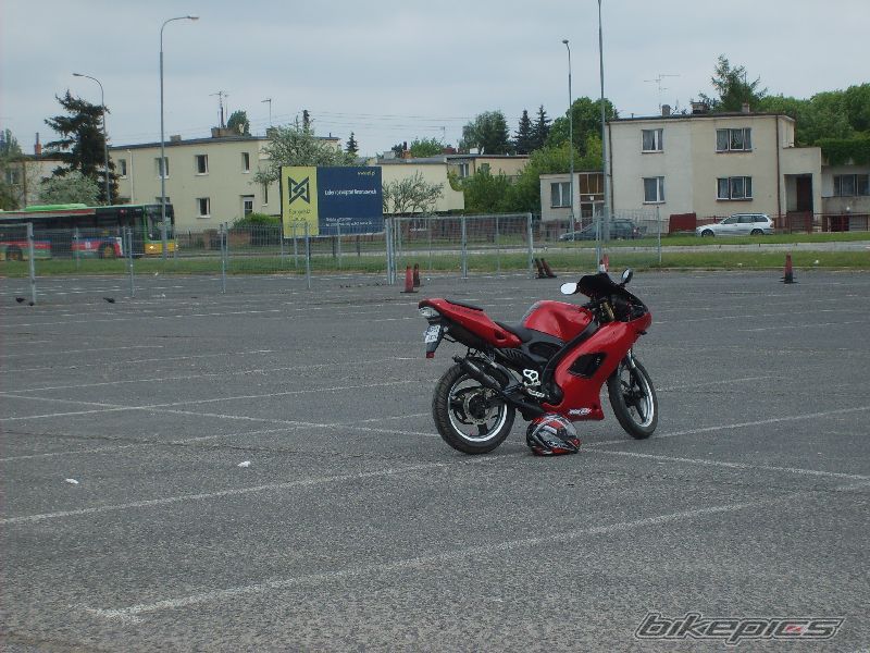 Bike Photo 1676442