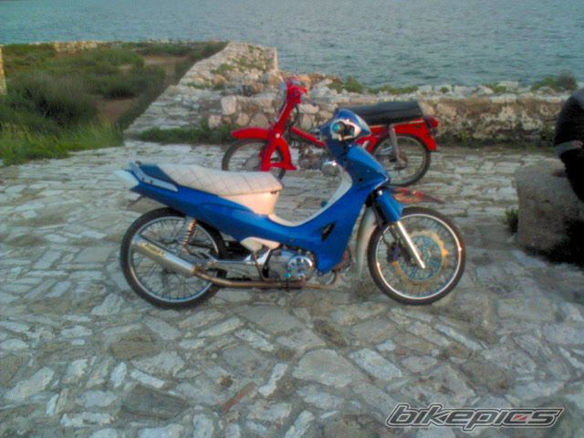 Photo 1676513