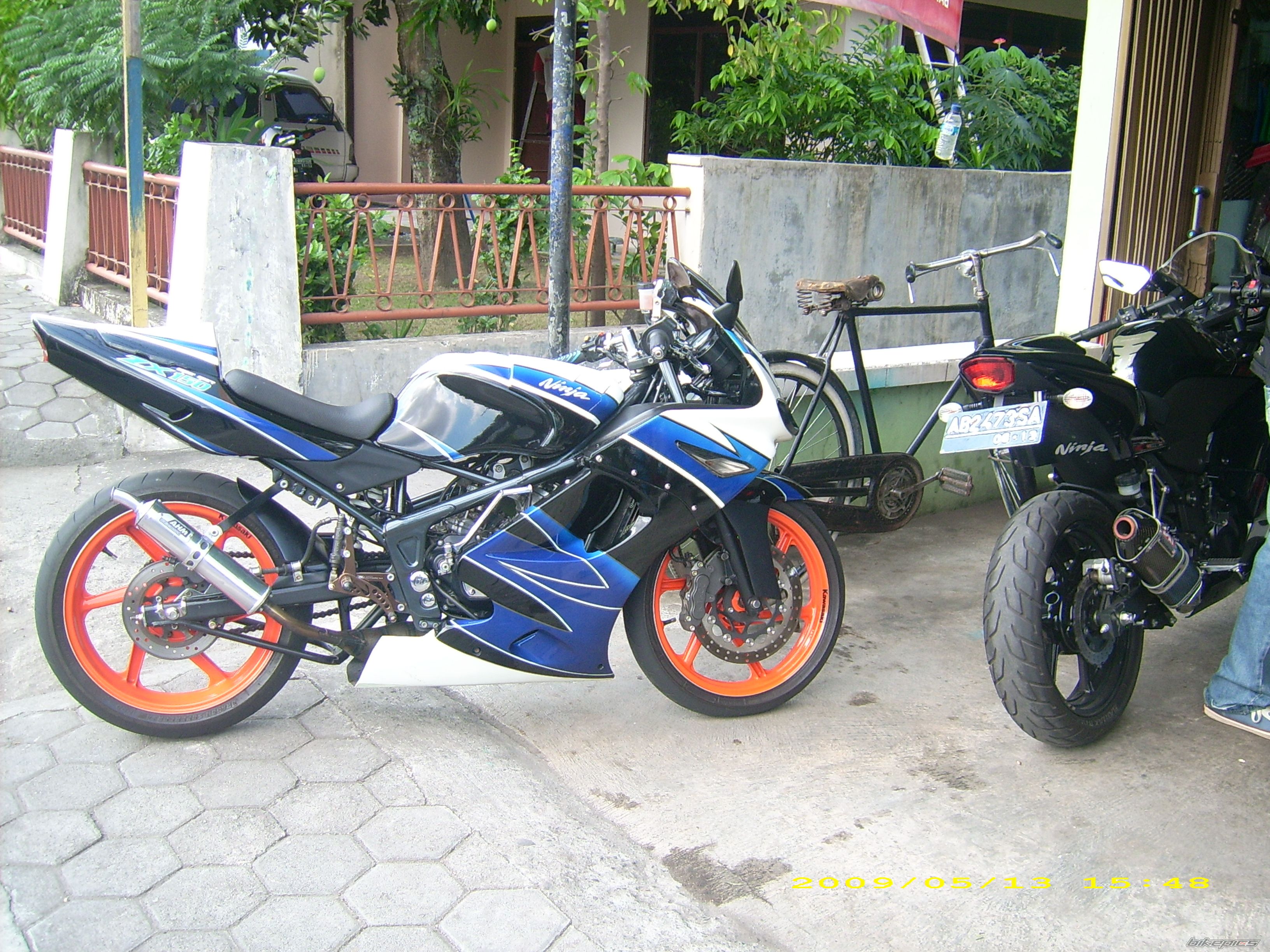 Photo 1676519
